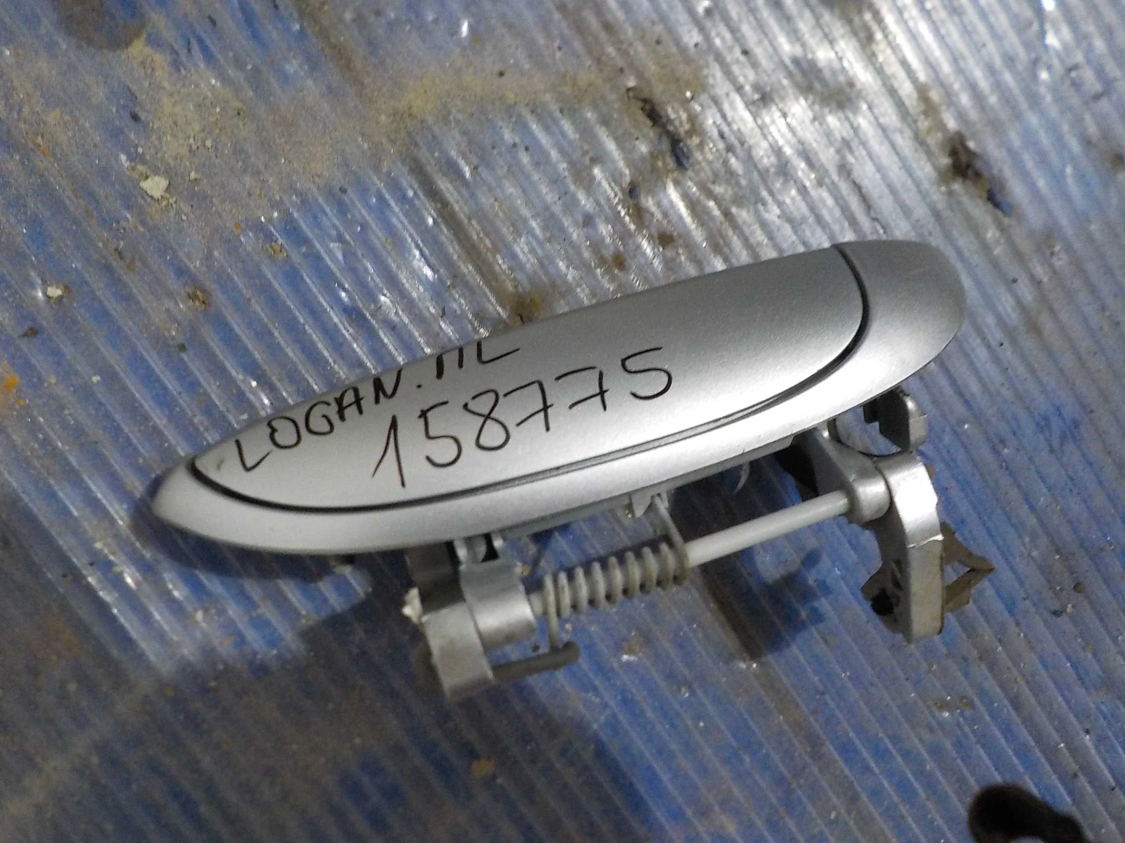 ручка двери внешняя Renault Symbol I (1999—2002) Перед Лево