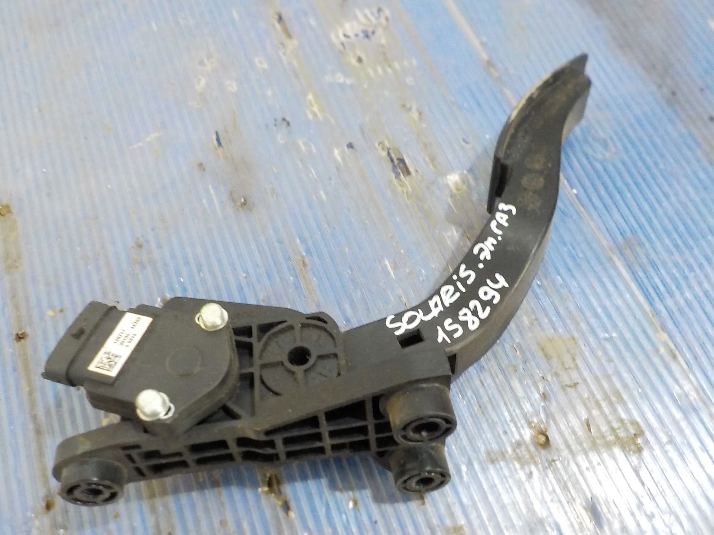 педаль акселератора Kia Rio III (2011—2015)