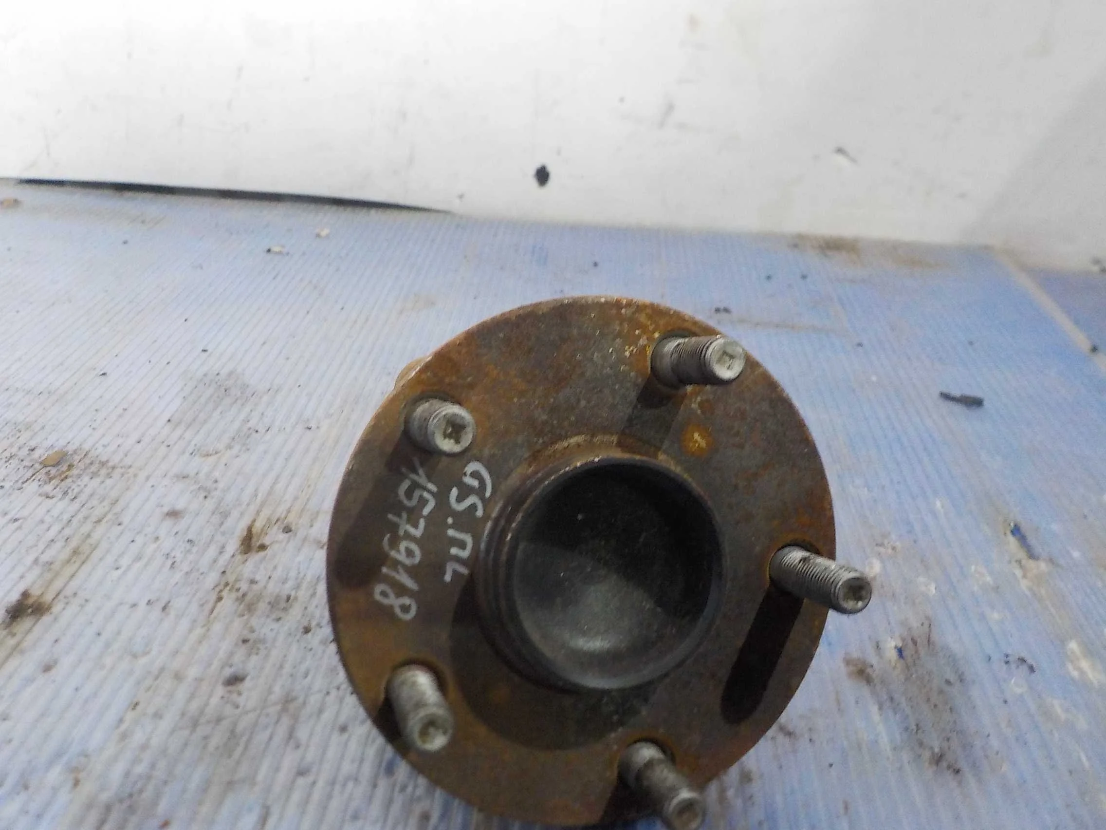 Ступица Lexus GS III (2004—2007) Перед Лево