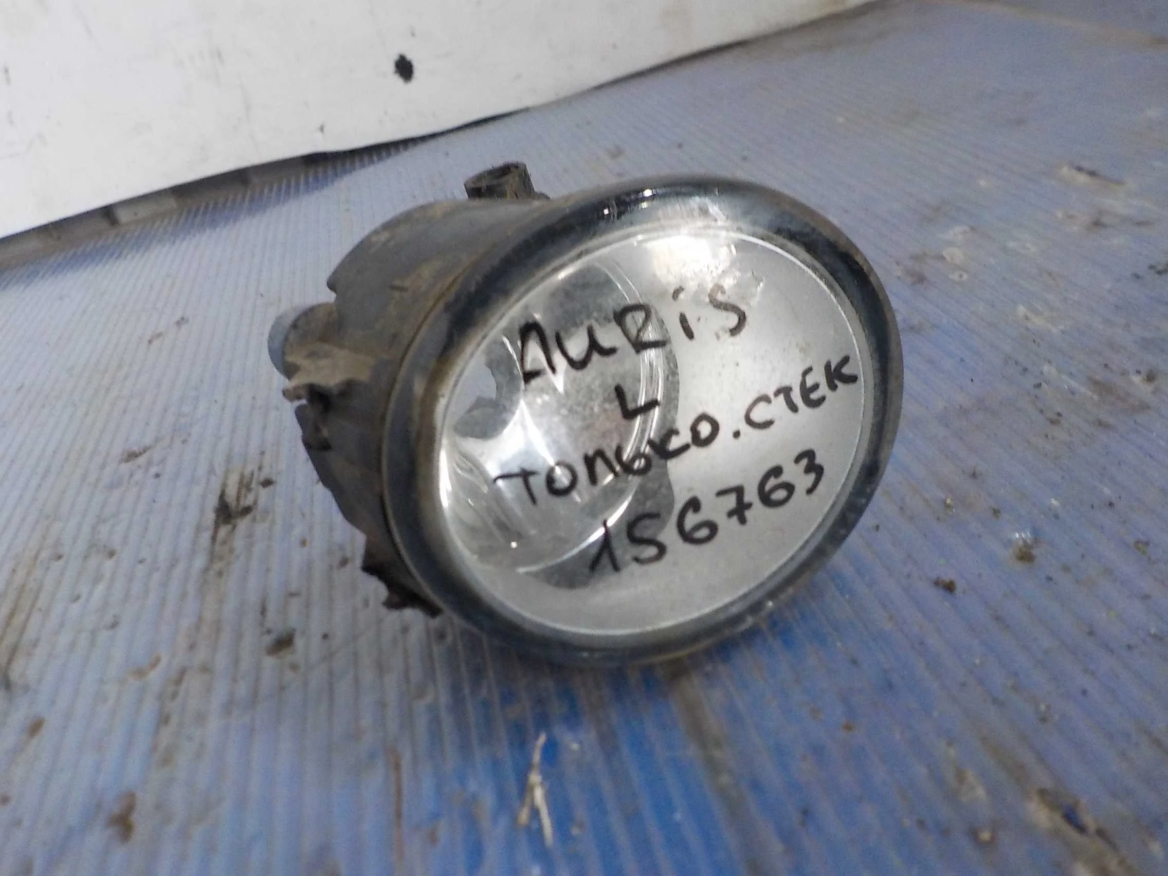 туманка Toyota Corolla X (2006—2010) Перед Лево