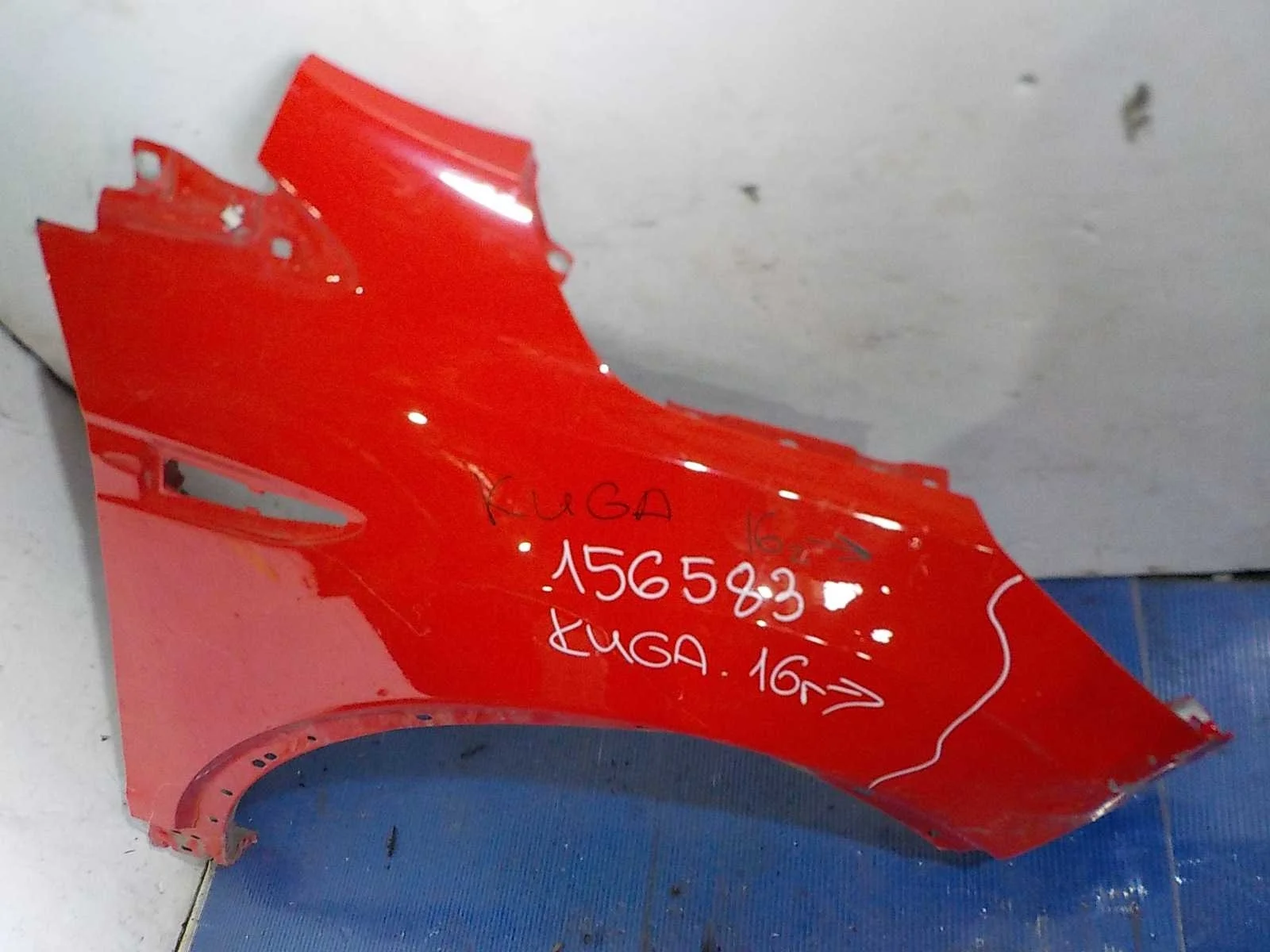 Крыло Ford Kuga II (2012—2016) Перед Право