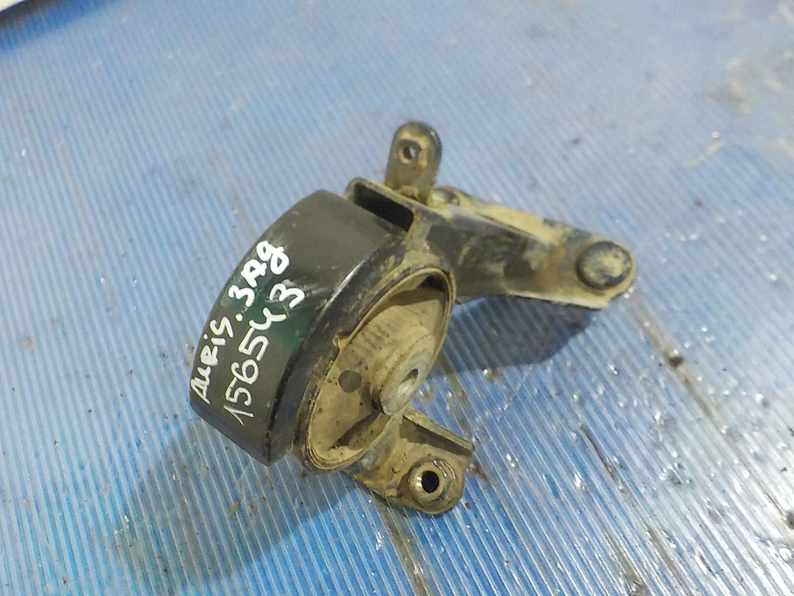 Опора двигателя Toyota Corolla X (2006—2010) Зад