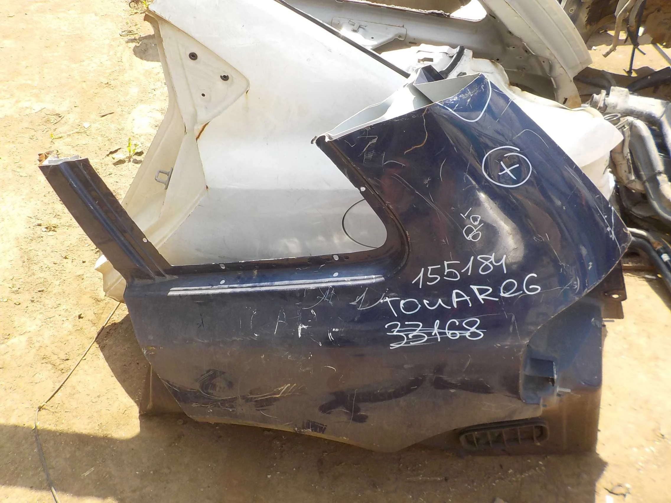 Крыло Volkswagen Touareg I (2002—2006) Зад Лево