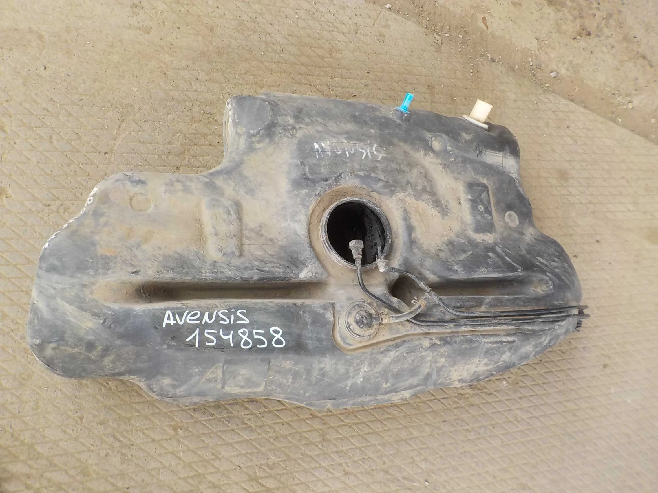 бензобак Toyota Avensis T250 рестайлинг (2006—2009)