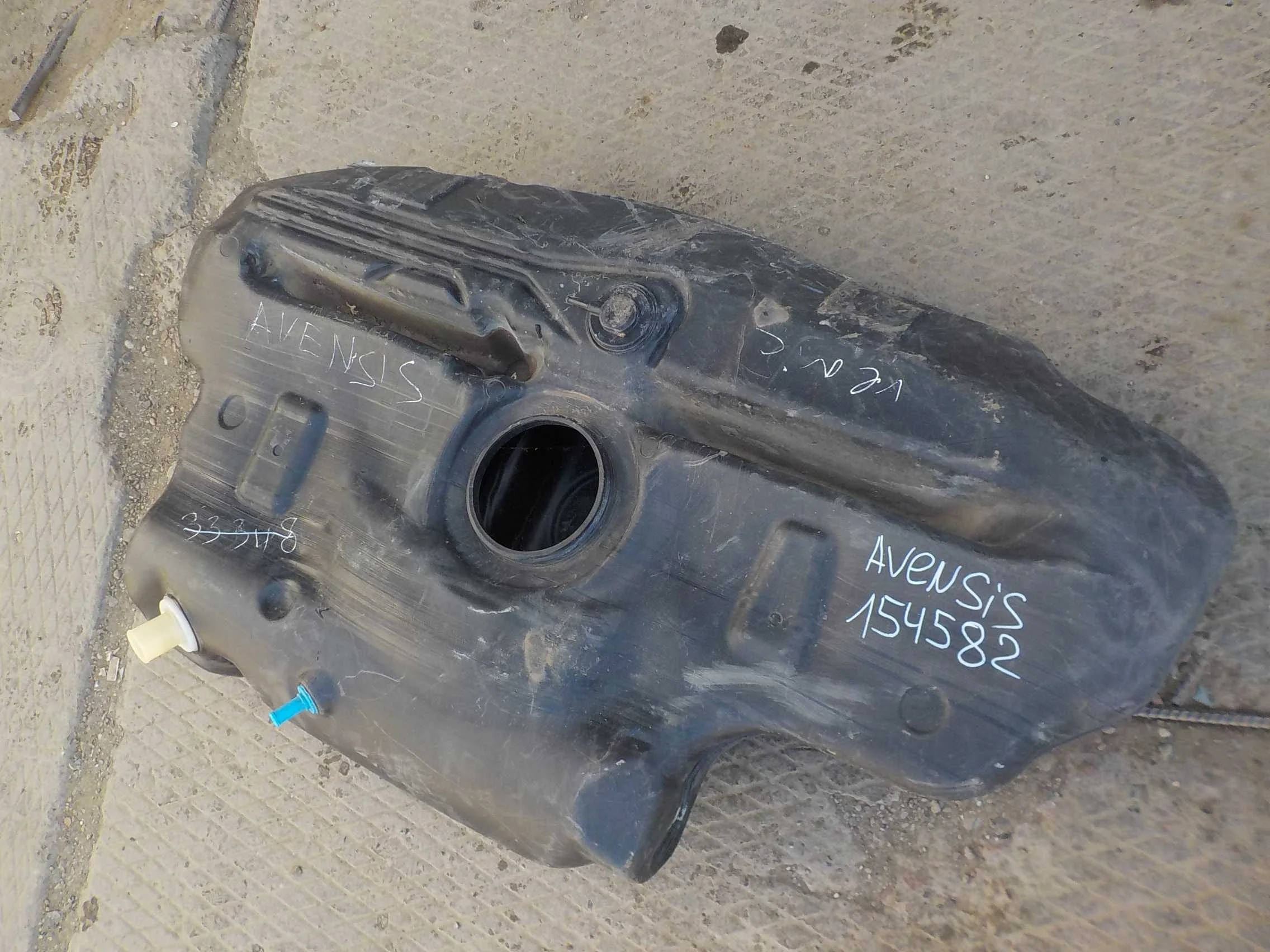 бензобак Toyota Avensis T250 рестайлинг (2006—2009)