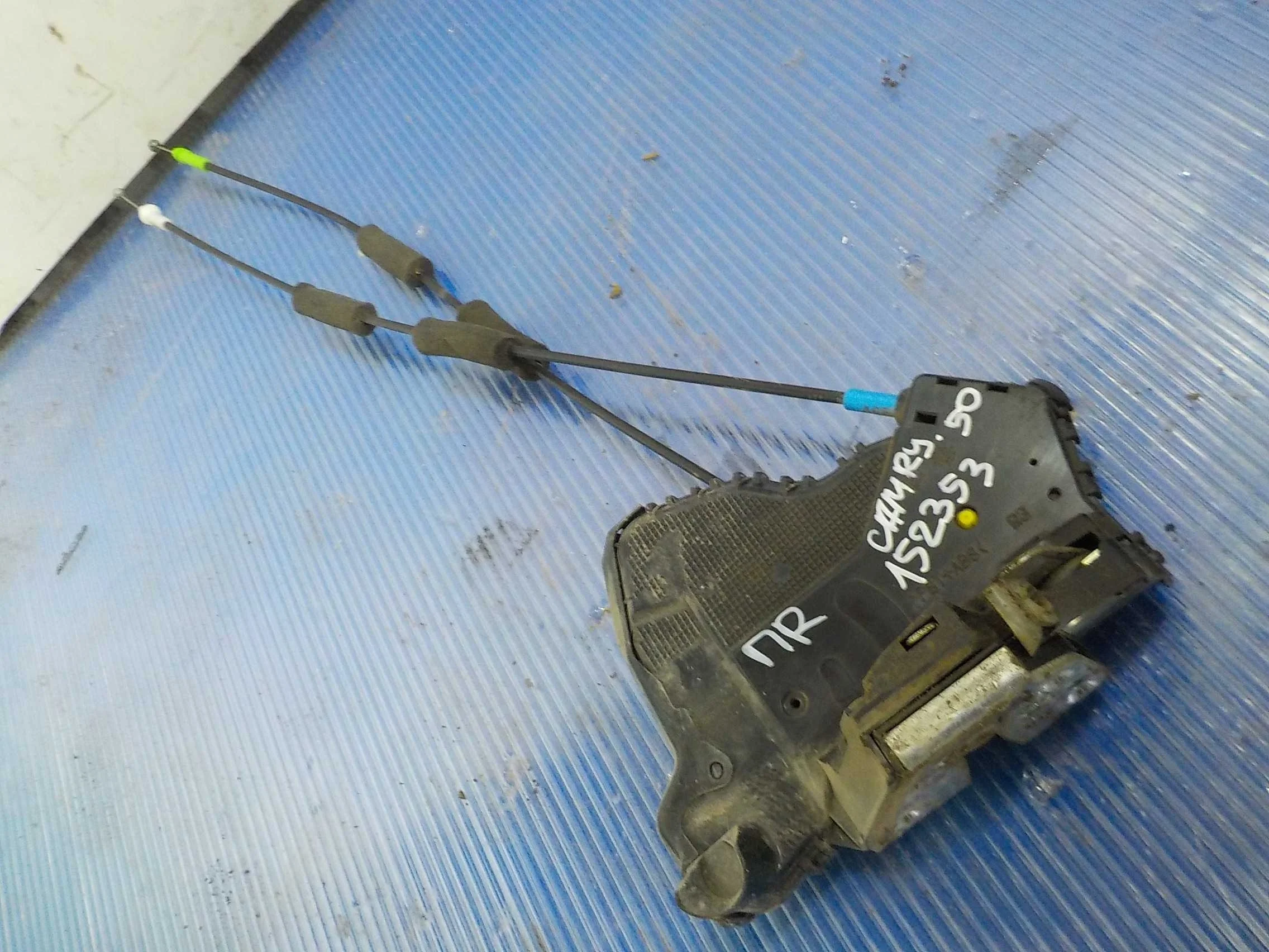 Замок двери Toyota RAV4 IV (2012—2015) Перед Право