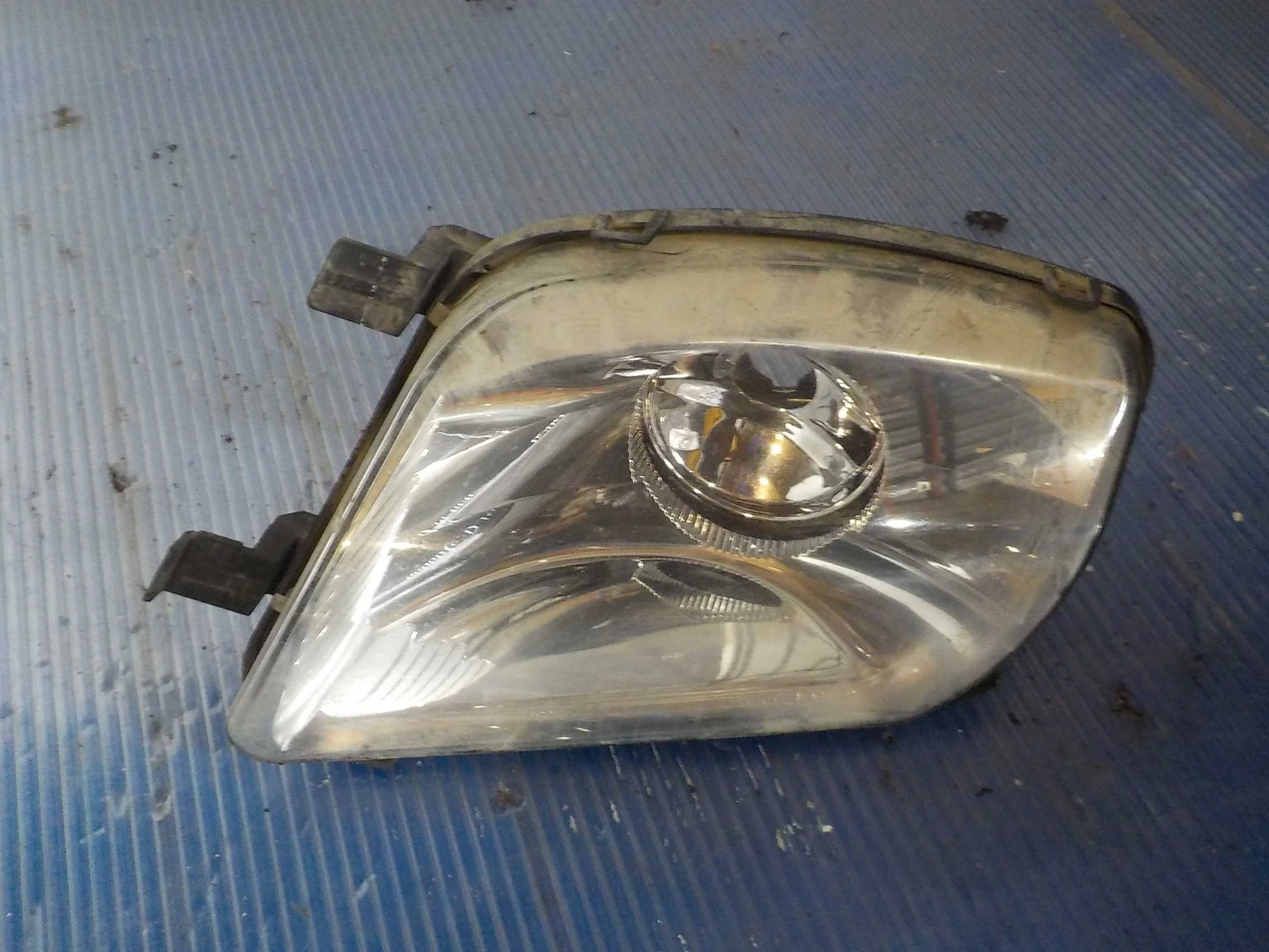 туманка Peugeot 308 I (2007—2011) Перед Право