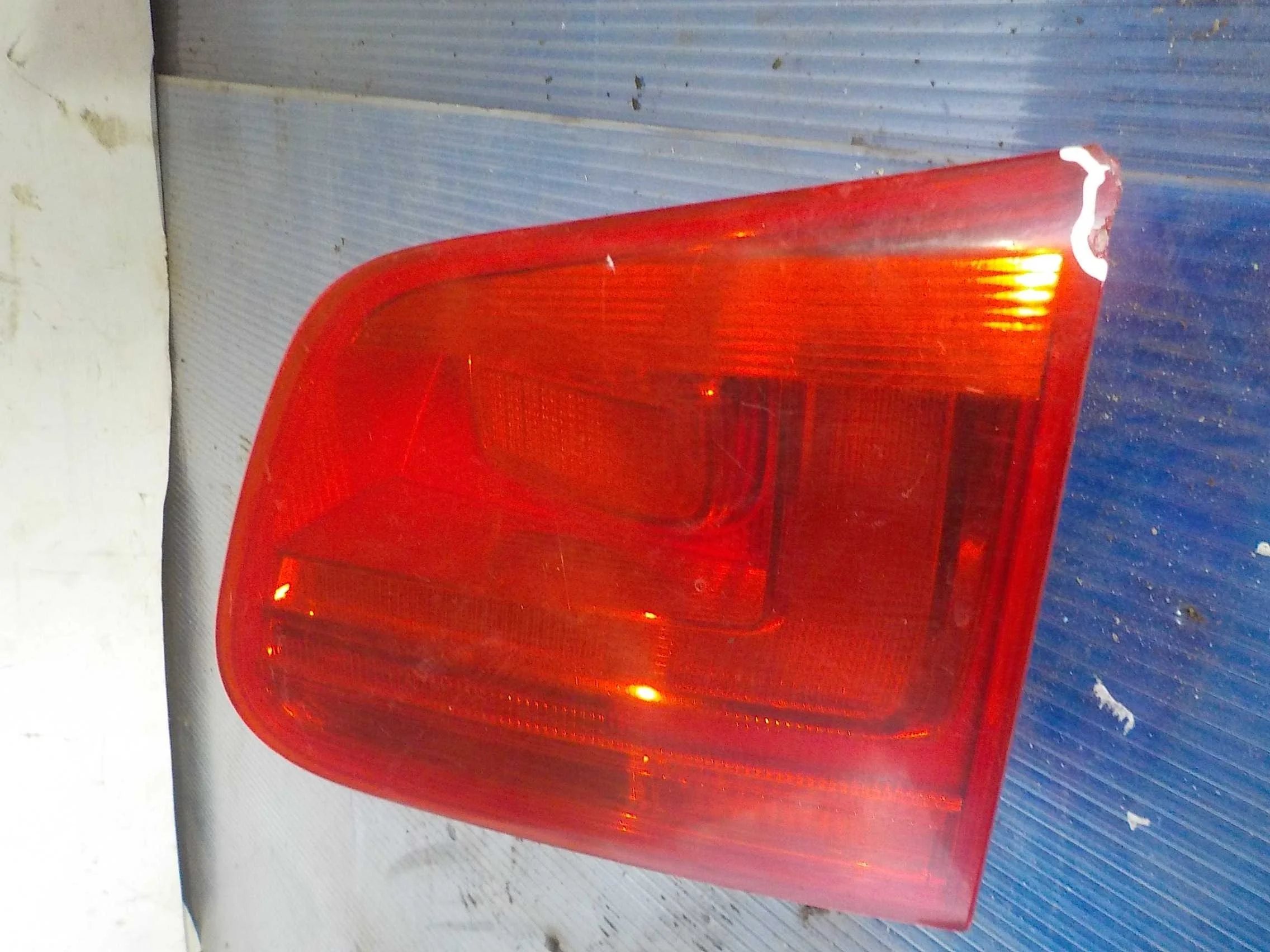 Фонарь Volkswagen Tiguan I рестайлинг (2011—2019)  Право