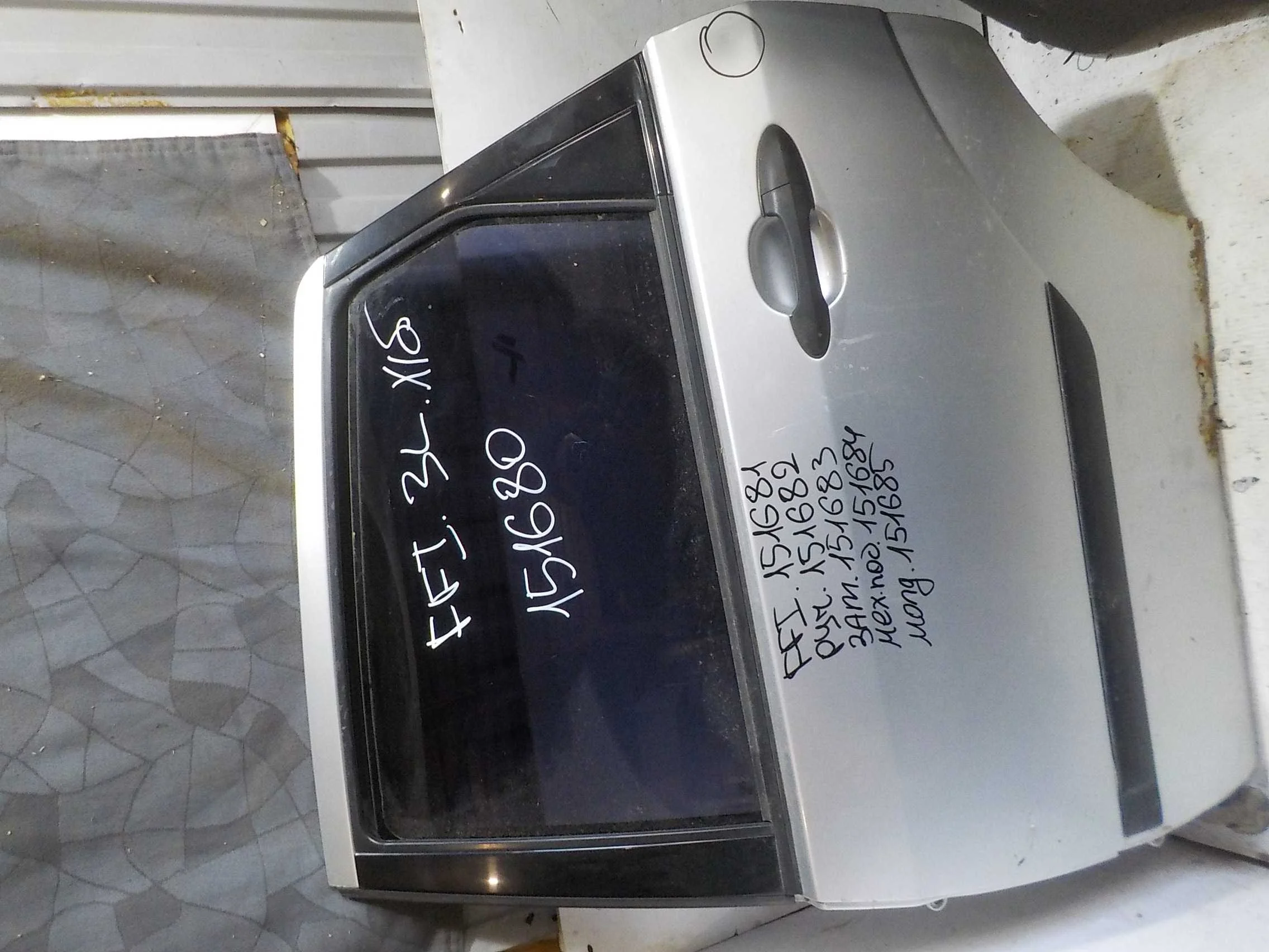 стекло Ford Focus I (1998—2004) Зад Лево