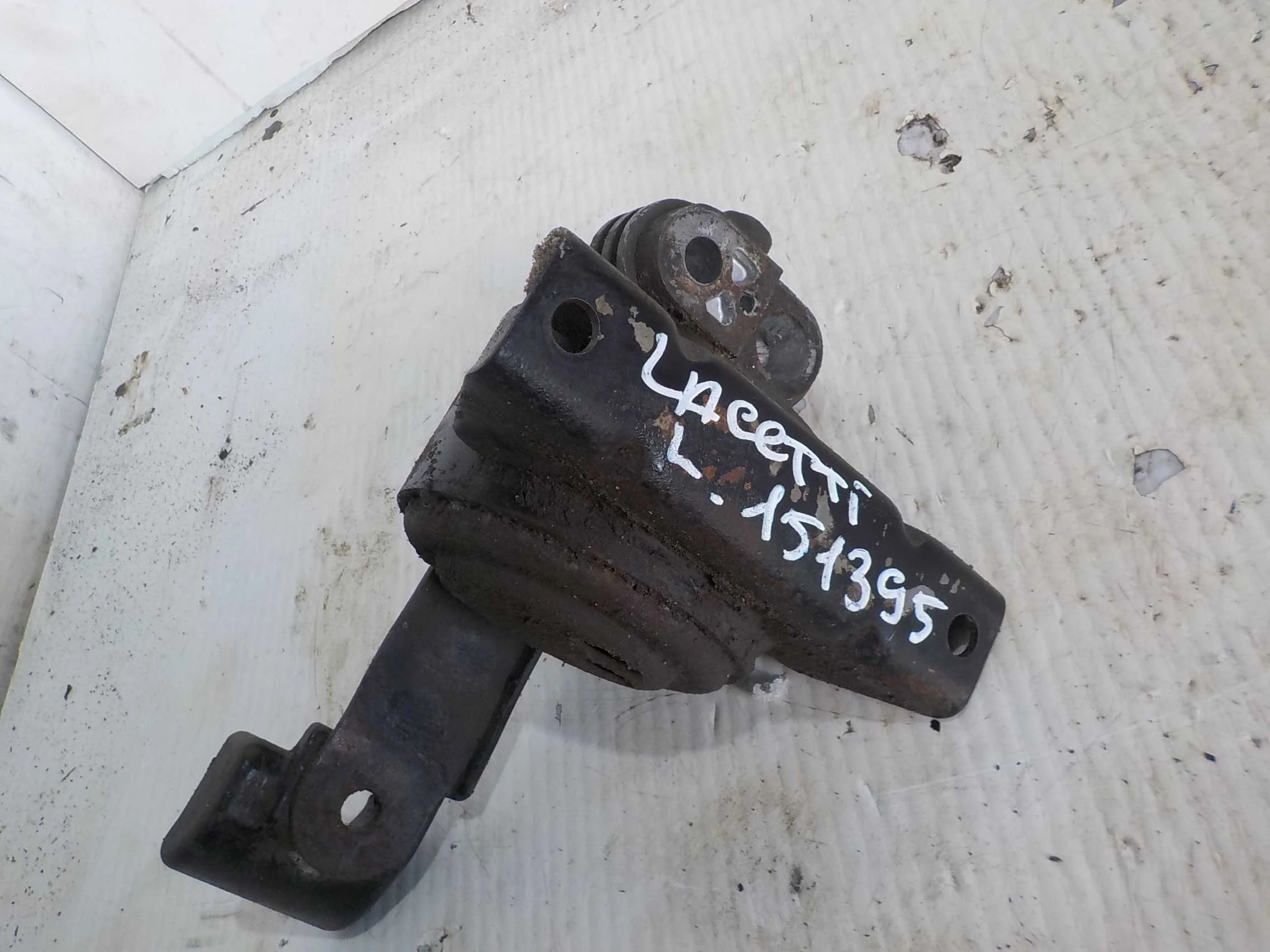 Опора двигателя Chevrolet Lacetti I (2004—2013)  Лево