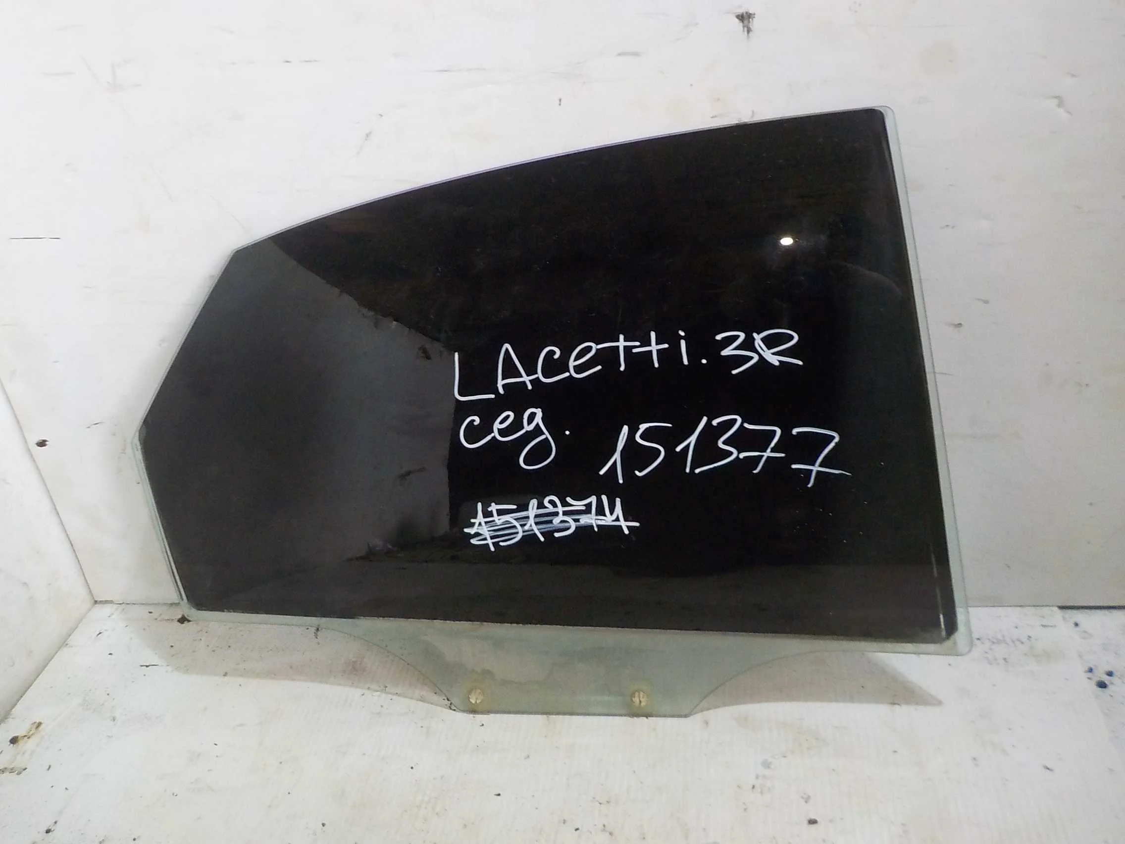 стекло Chevrolet Lacetti I (2004—2013) Зад Право