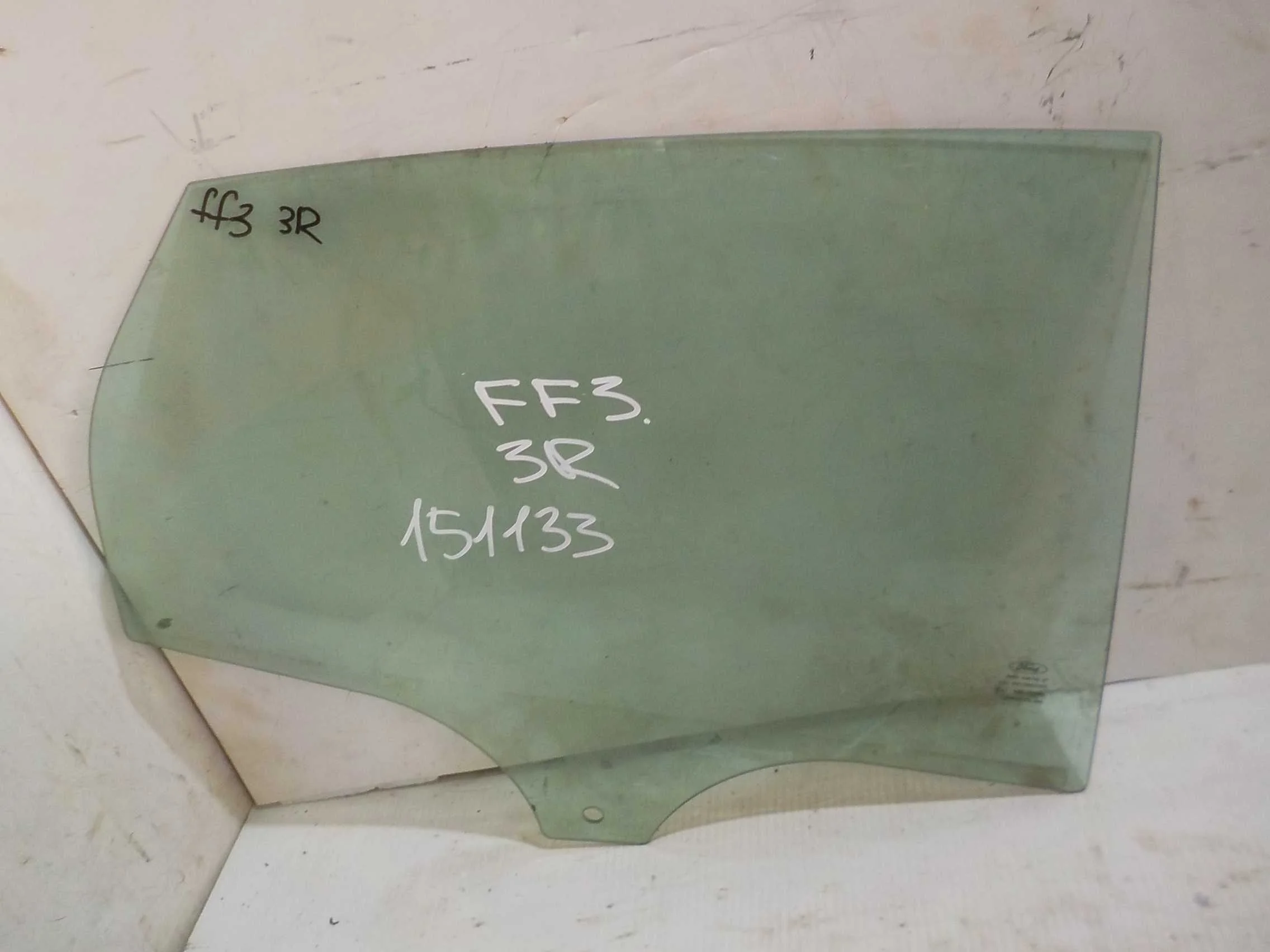 стекло Ford Focus III (2011—2015) Зад Право