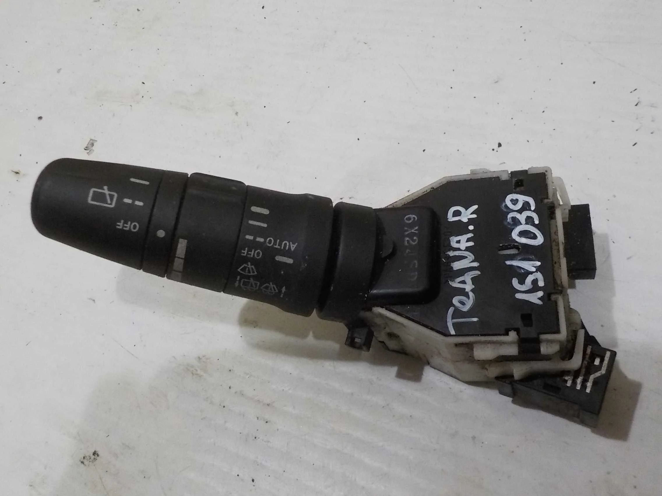 подрулевой переключатель Nissan Teana J31 (2003—2005)  Право