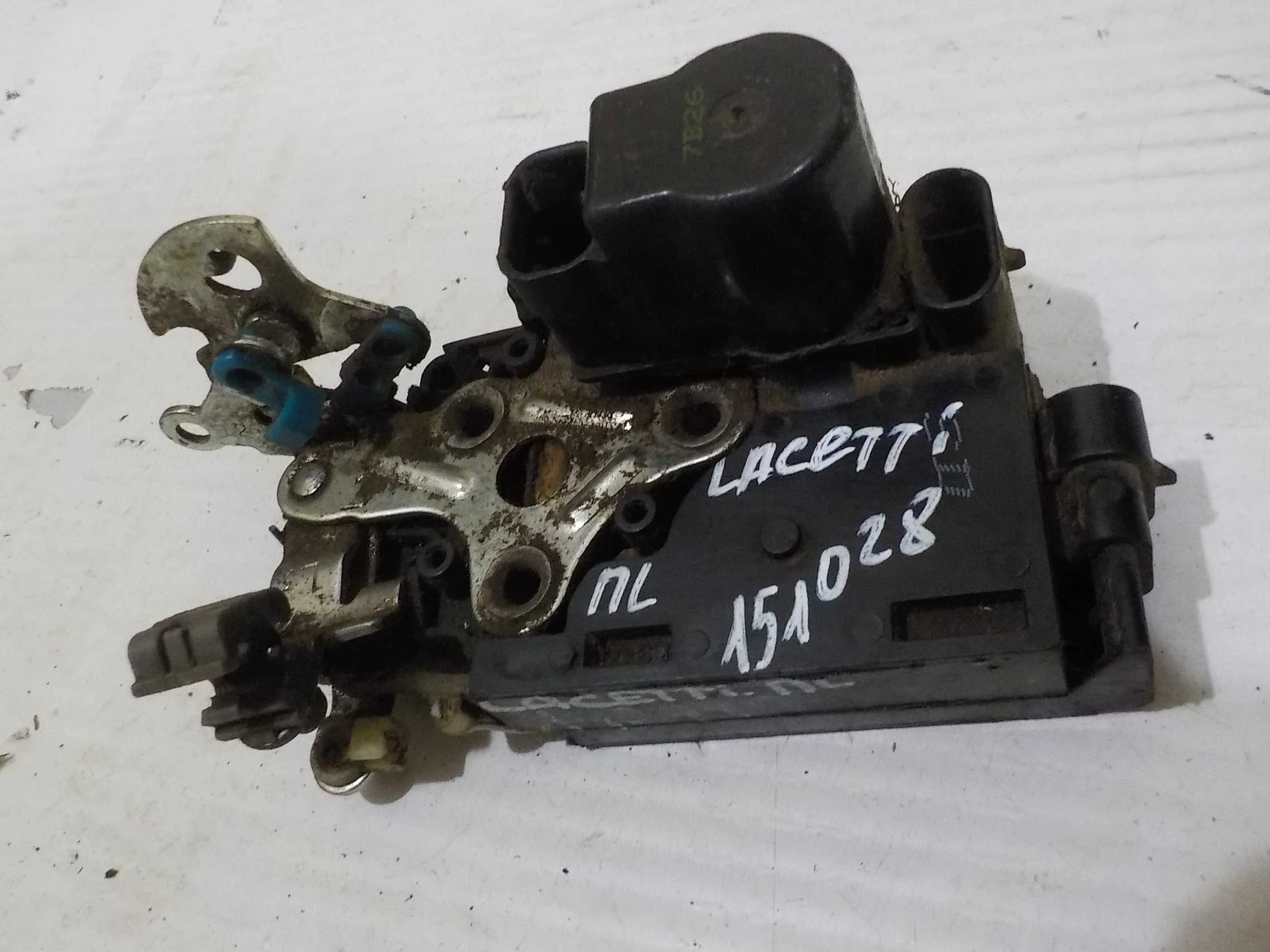 Замок двери Chevrolet Aveo I (2003—2008) Перед Лево