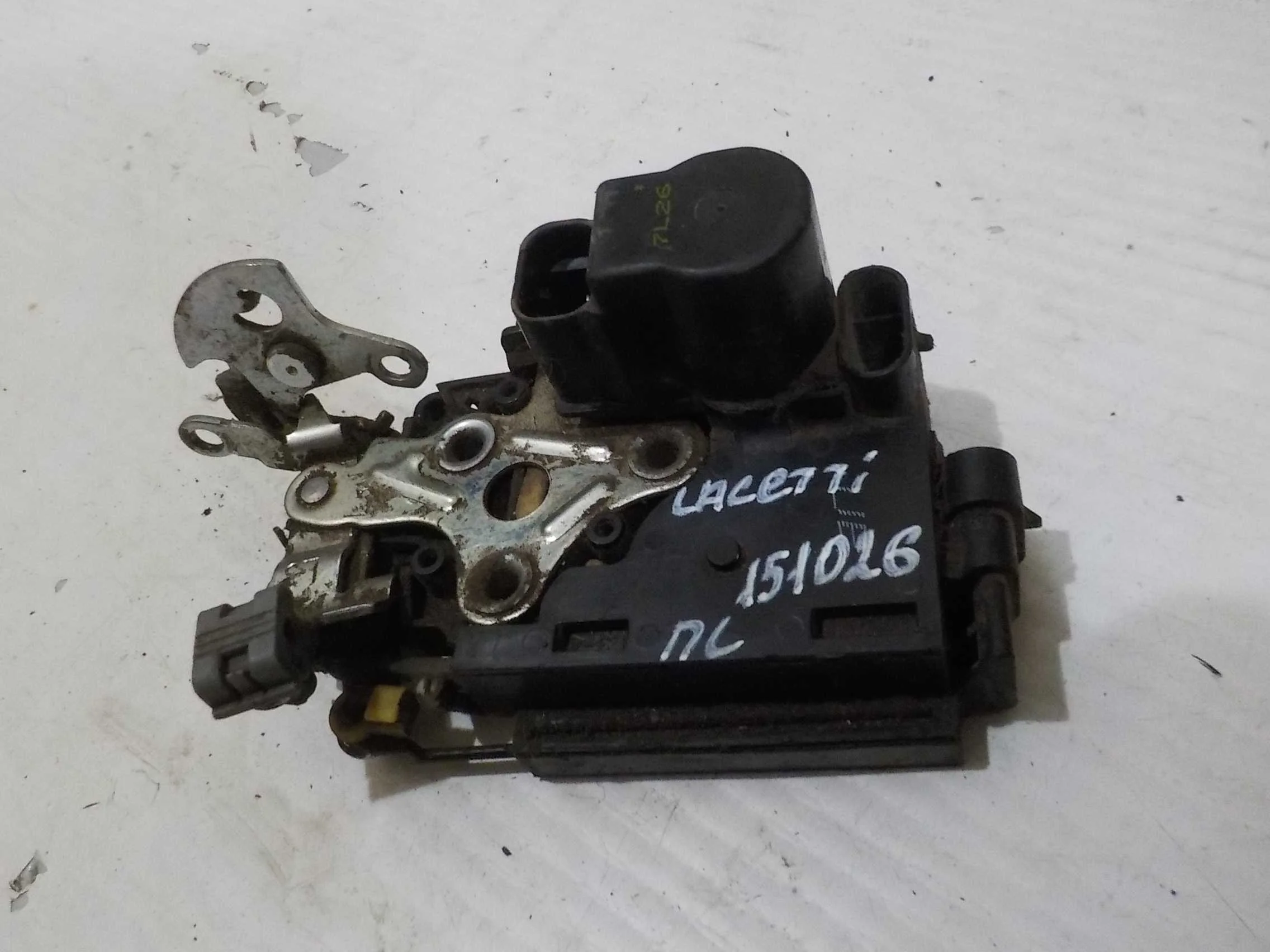 Замок двери Chevrolet Aveo I (2003—2008) Перед Лево