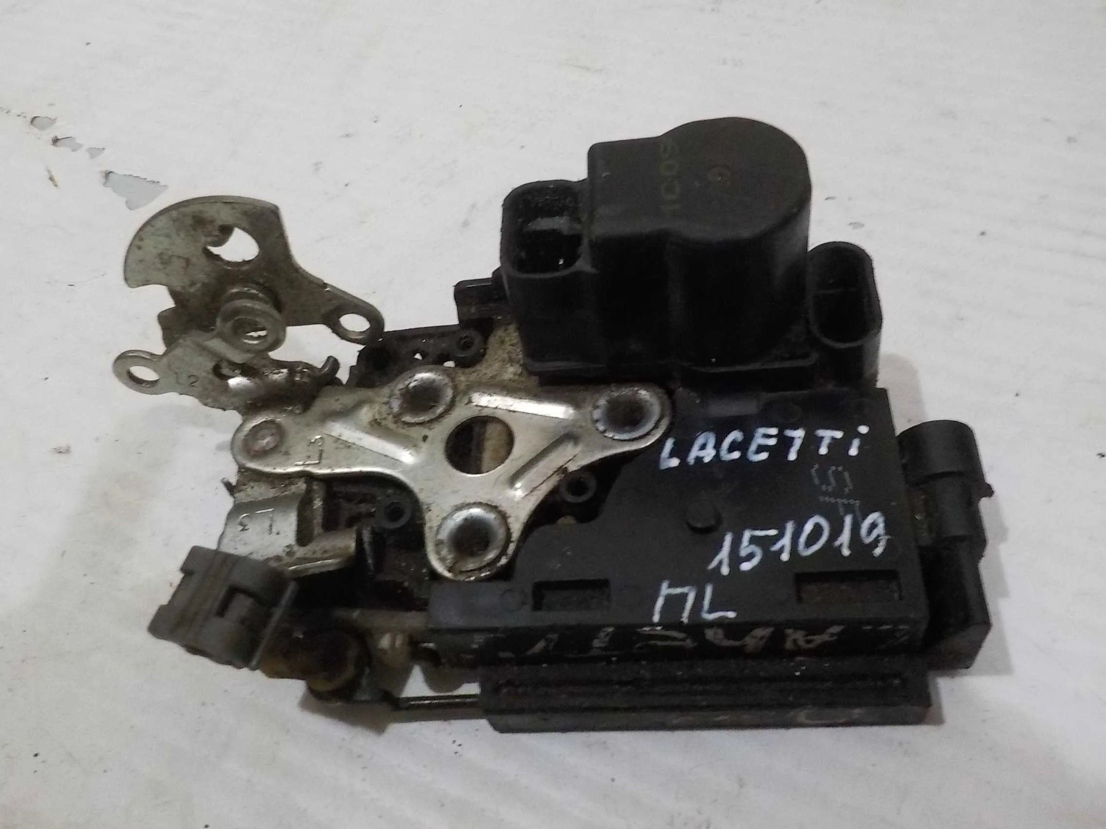 Замок двери Chevrolet Aveo I (2003—2008) Перед Лево