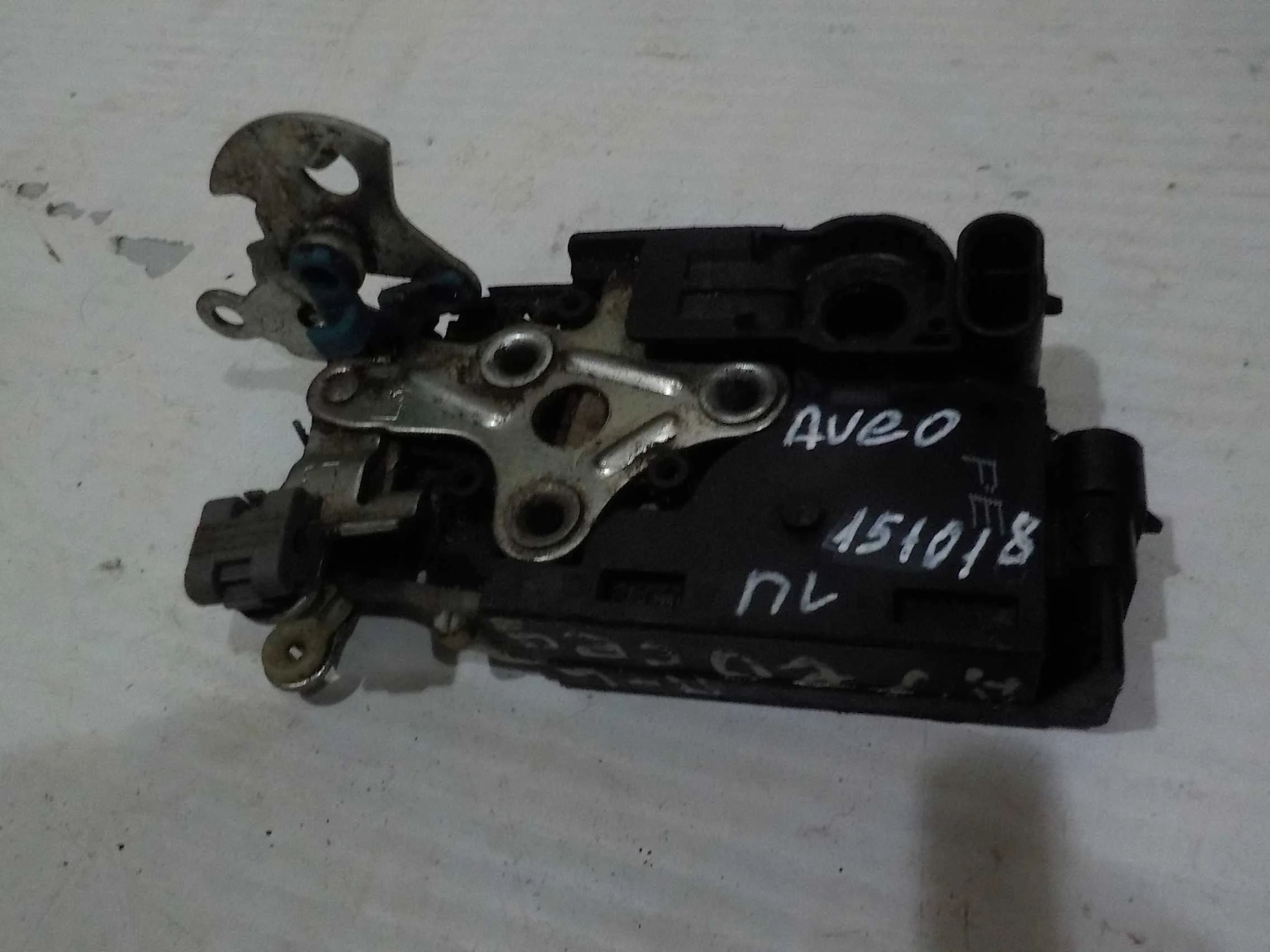 Замок двери Chevrolet Aveo I (2003—2008) Перед Лево