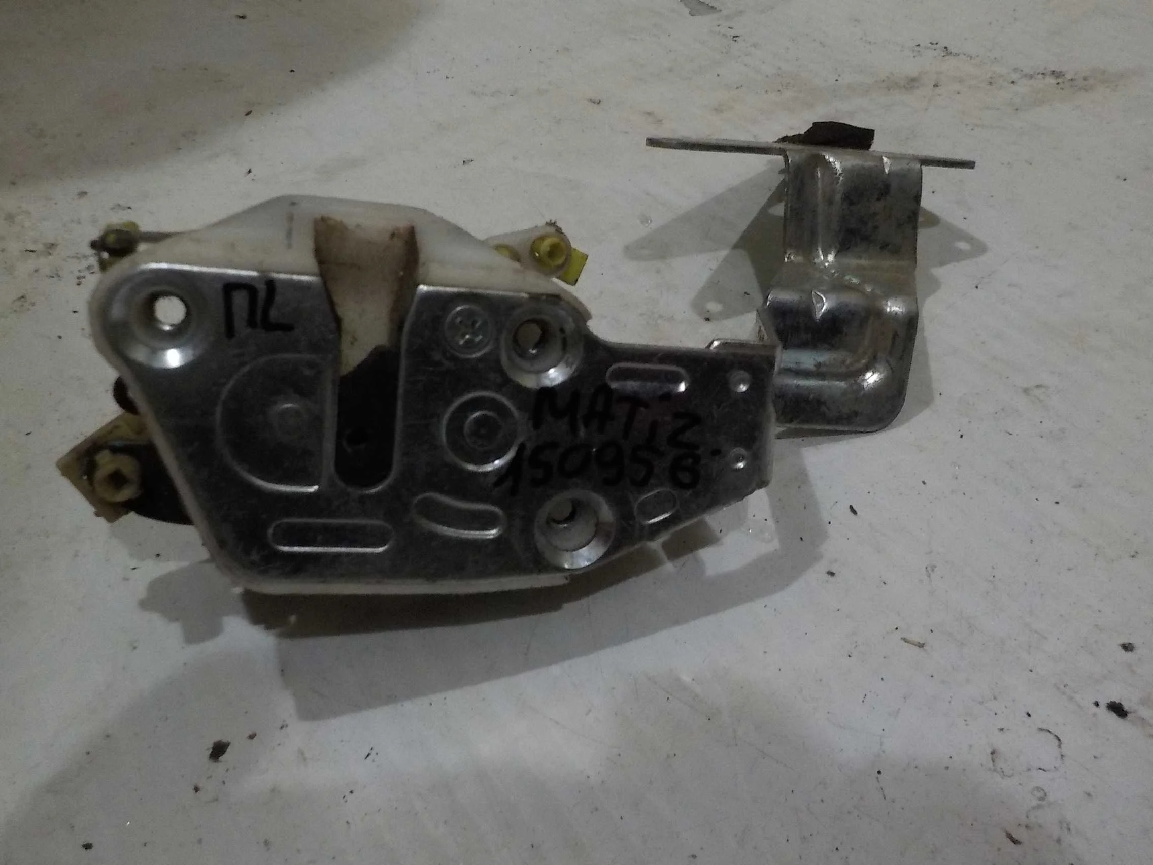 Замок двери Daewoo Matiz I (1998—2000) Перед Лево