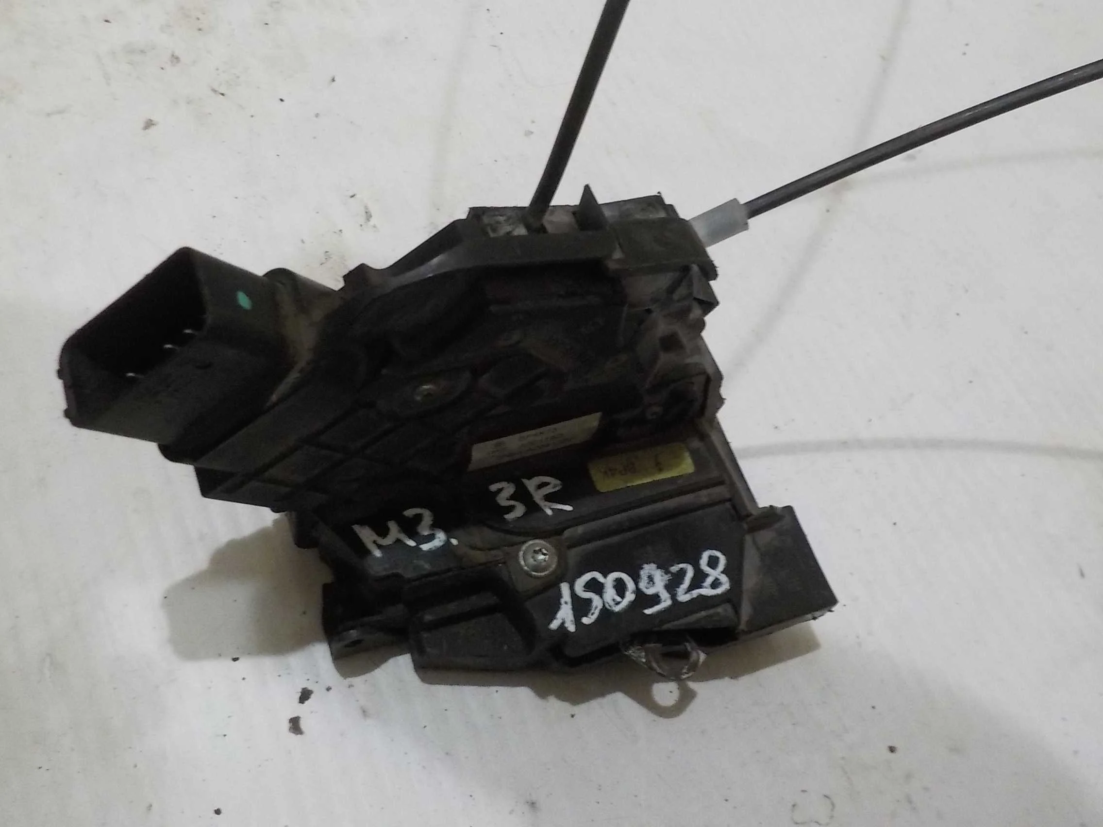 Замок двери Mazda 3 BK (2003—2006) Зад Право