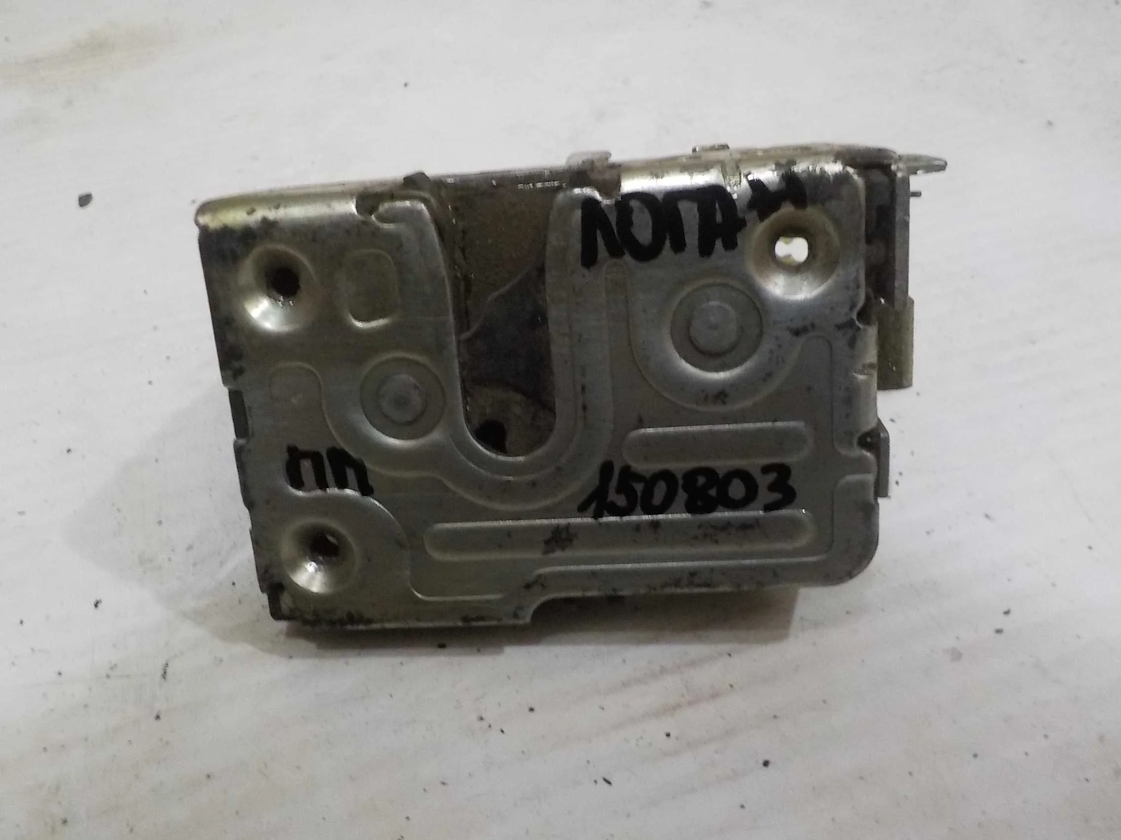 Замок двери Renault Logan I (2004—2009) Перед Право