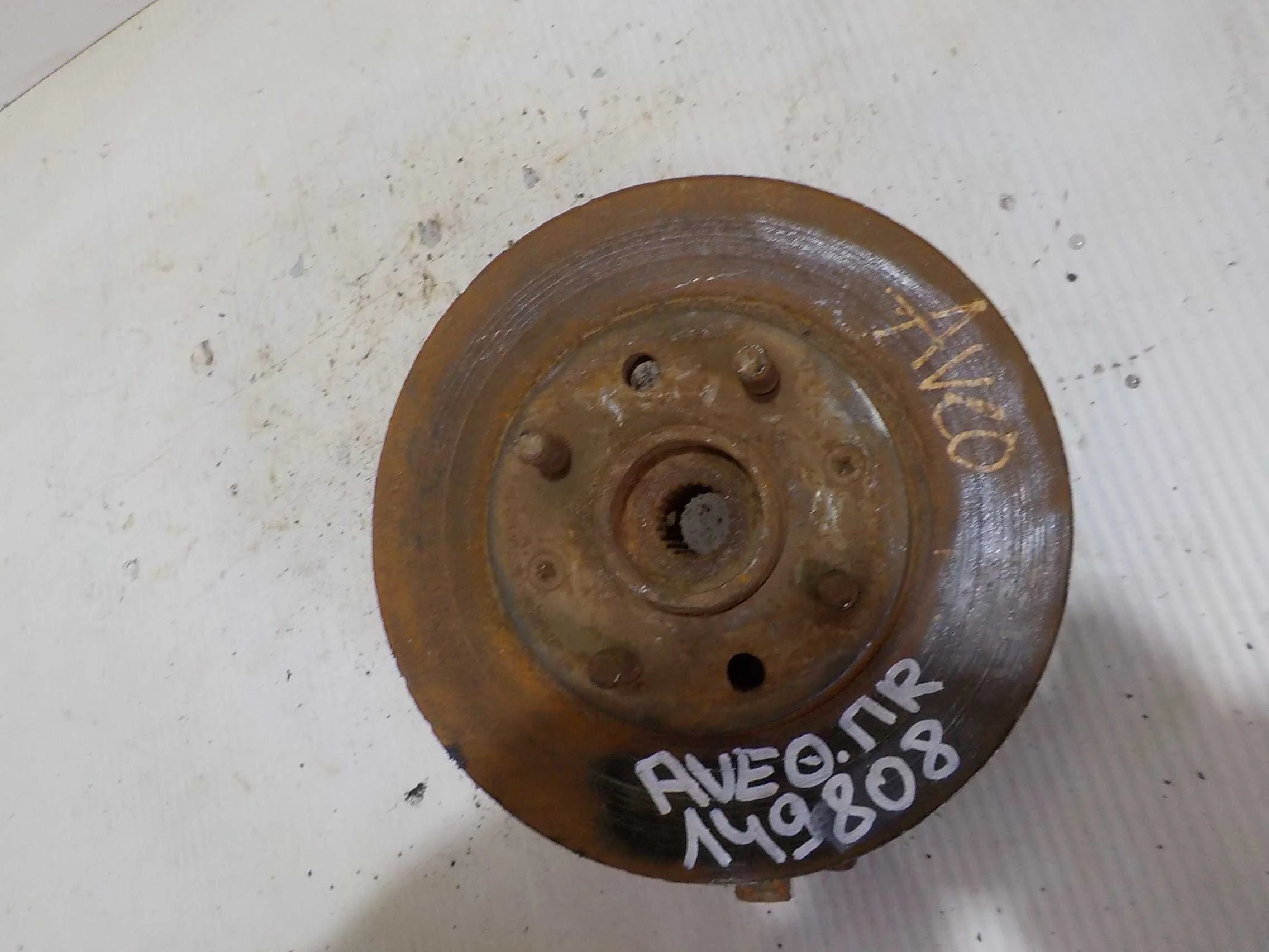 кулак поворотный Chevrolet Aveo I (2003—2008) Перед Право