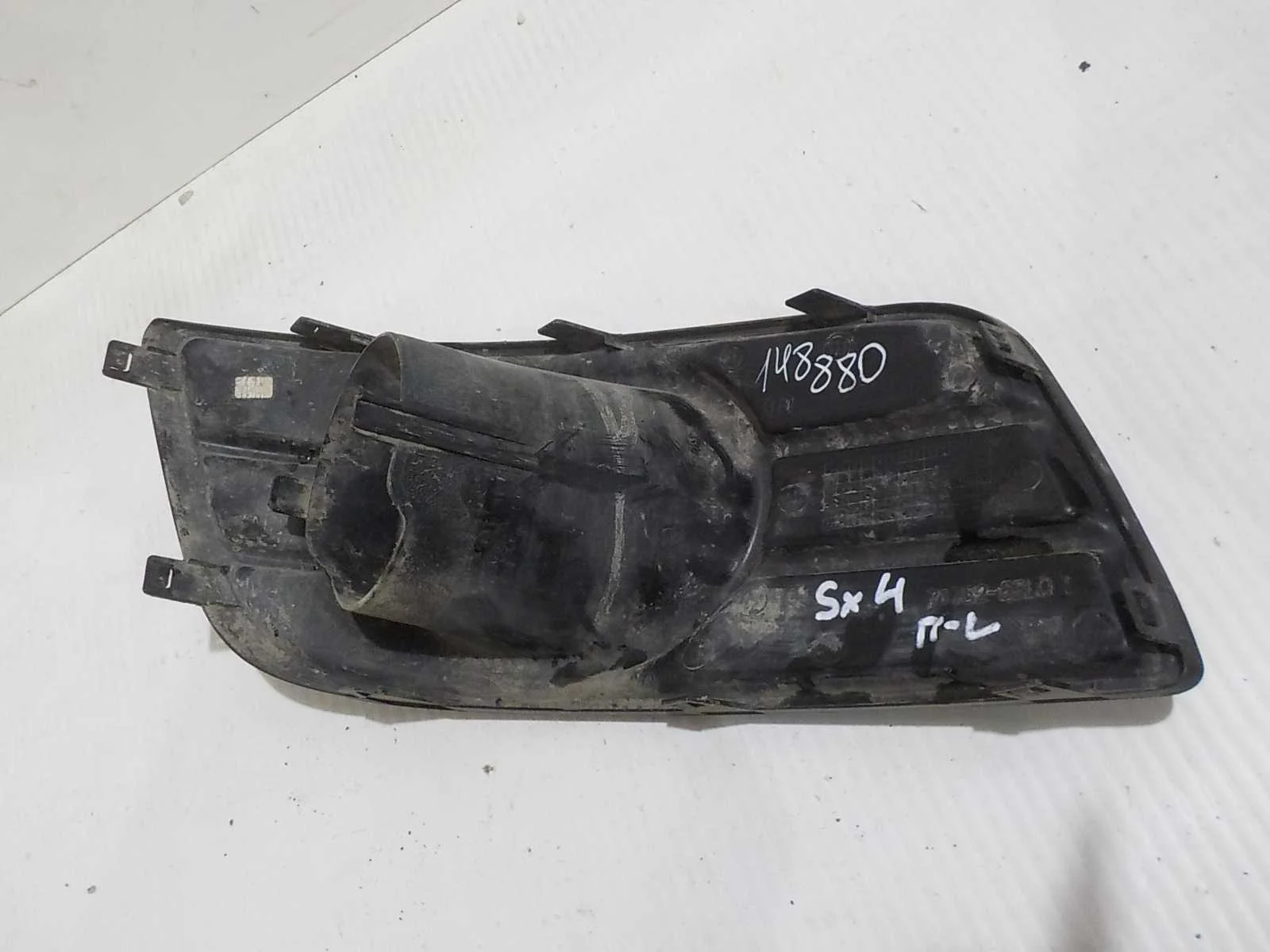 накладка на бампер Suzuki SX4 I рестайлинг (2009—2014) Перед Лево