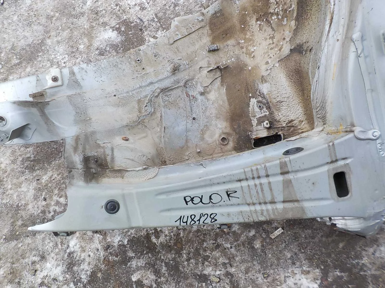 Лонжерон Volkswagen Polo V (2009—2015) Перед Право