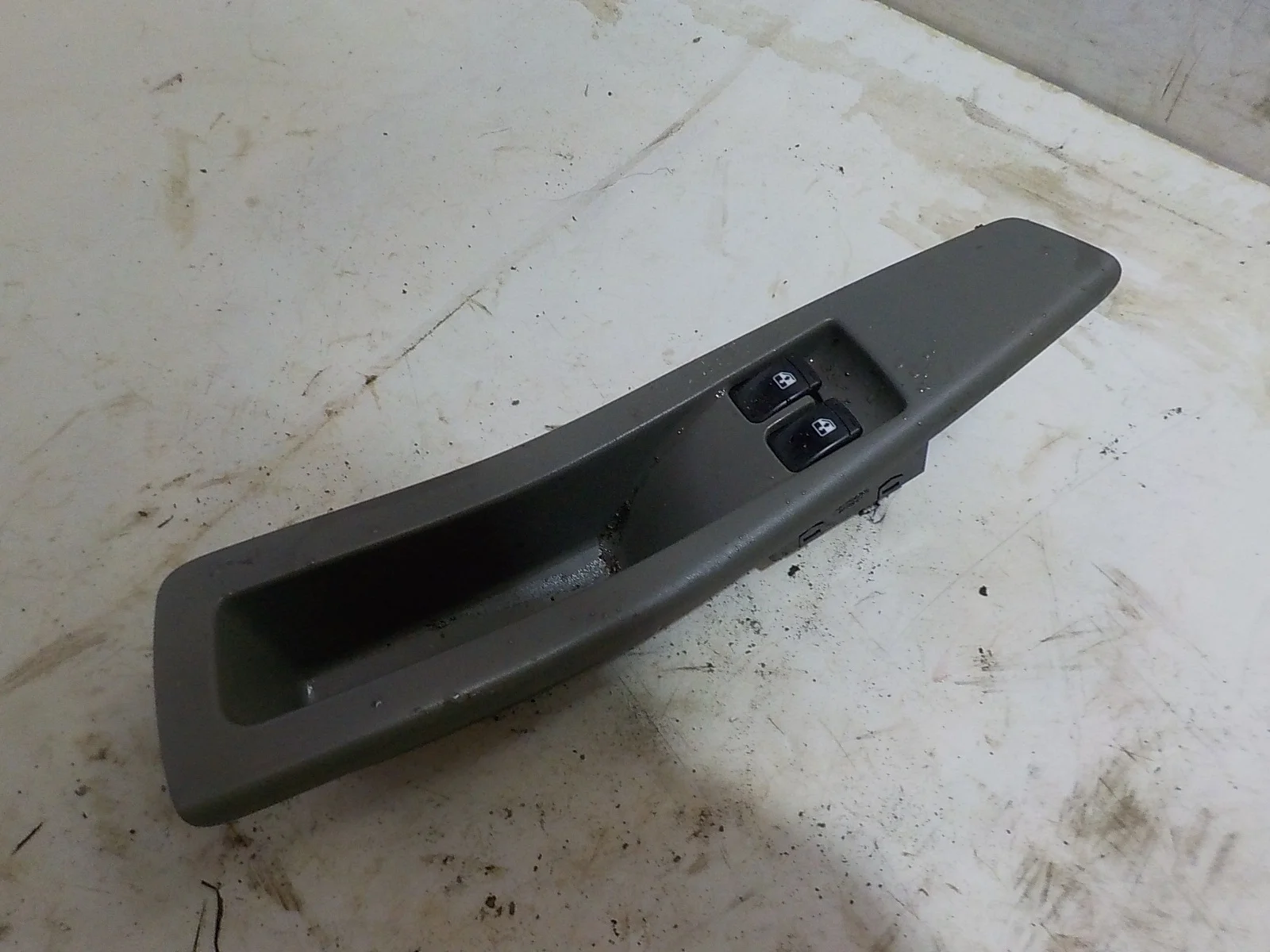 клавиши стеклоподъемников Chevrolet Lacetti I (2004—2013) Перед Лево