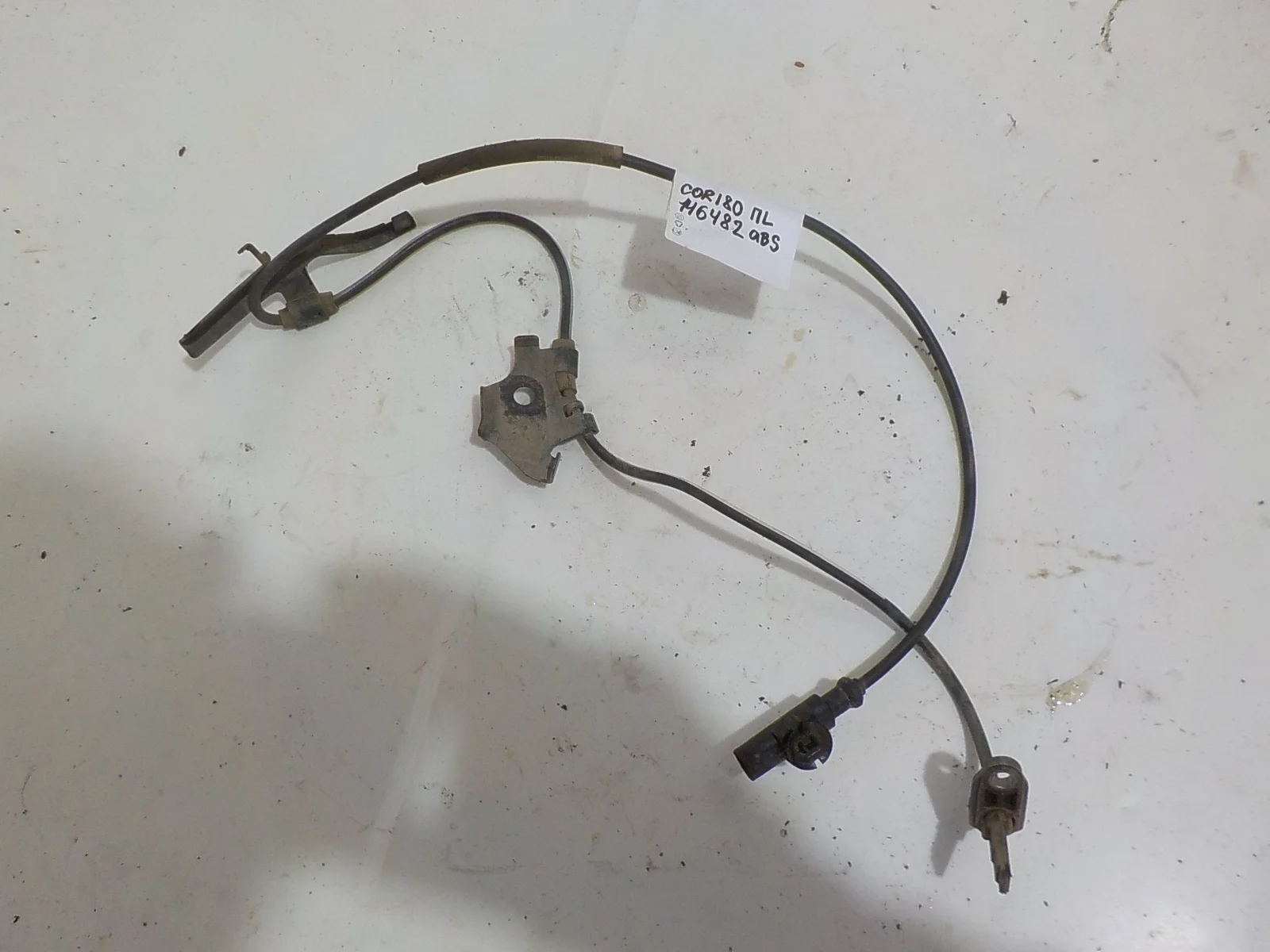 Датчик ABS Toyota Corolla X (2006—2010) Перед Лево