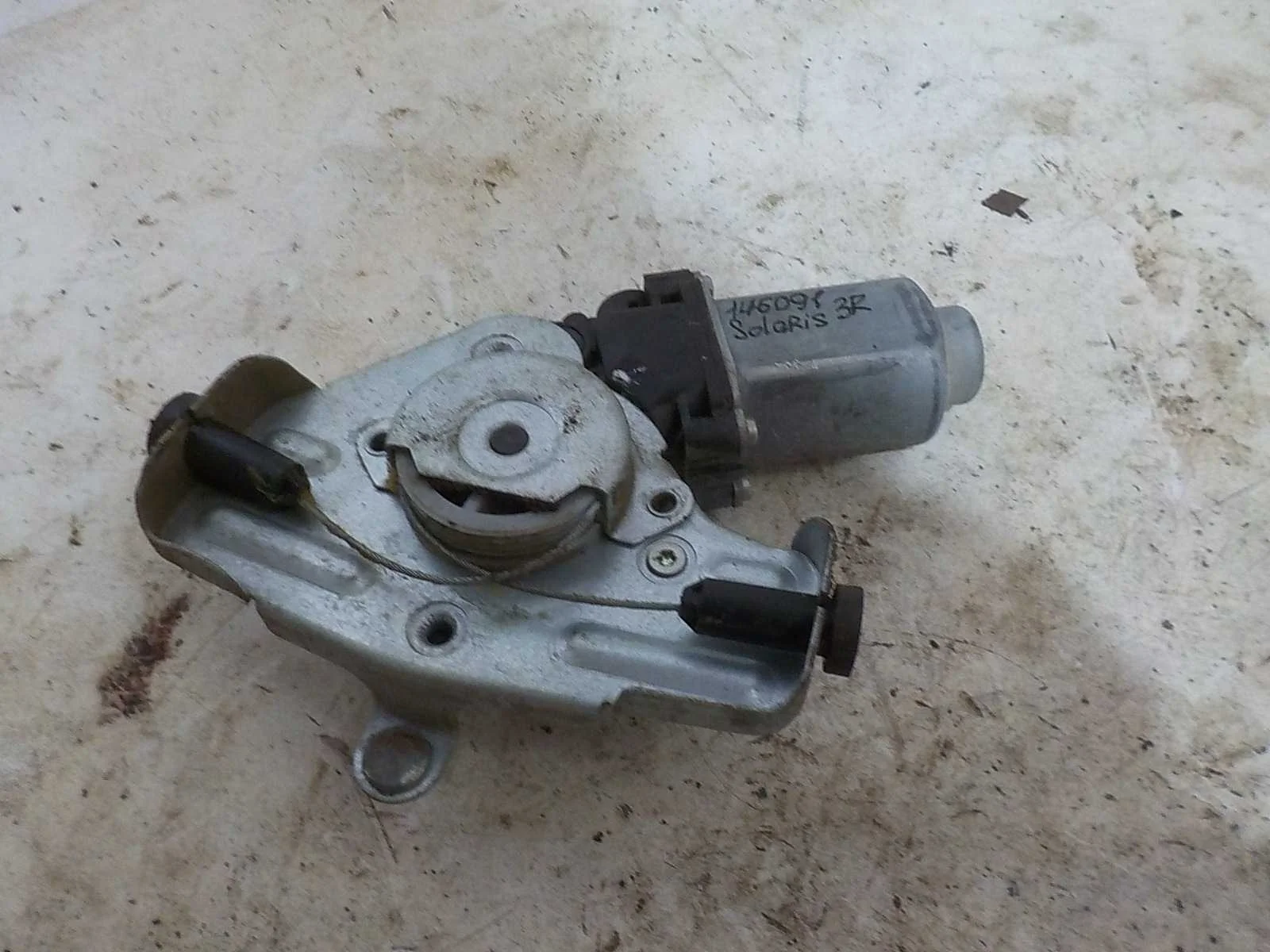 Мотор стеклоподъемника Kia Rio III (2011—2015) Зад Право