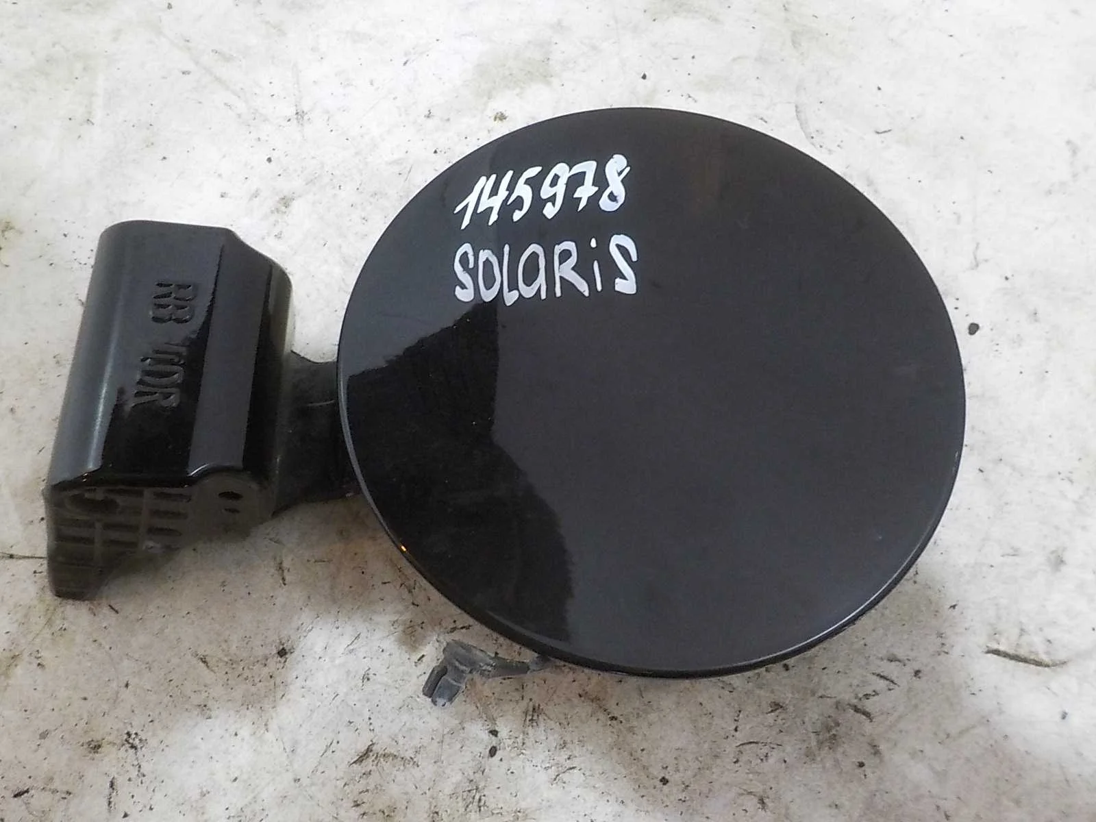 Лючок бензобака Hyundai Solaris I (2010—2014)