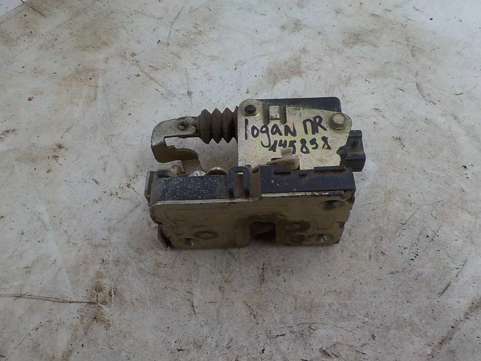 Замок двери Renault Logan I (2004—2009) Перед Право