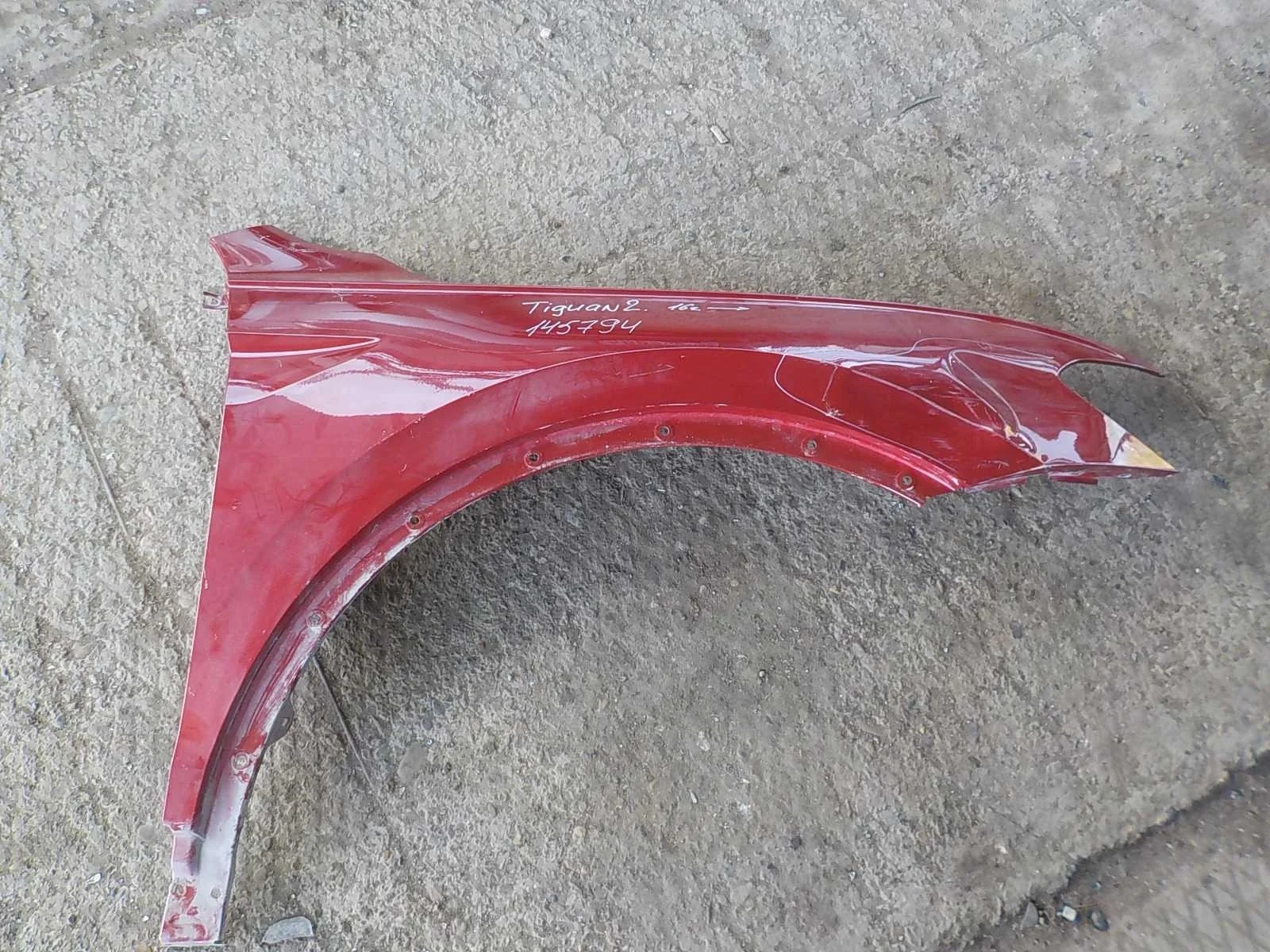 Крыло Volkswagen Tiguan II (2016—2020) Перед Право