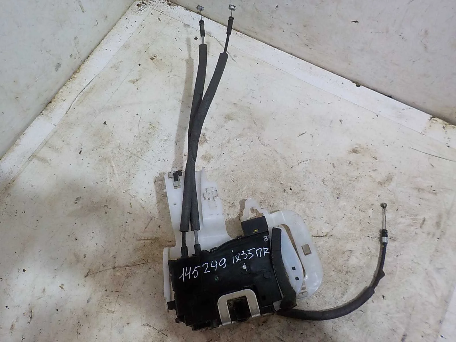 Замок двери Hyundai ix35 I (2009—2013) Перед Право