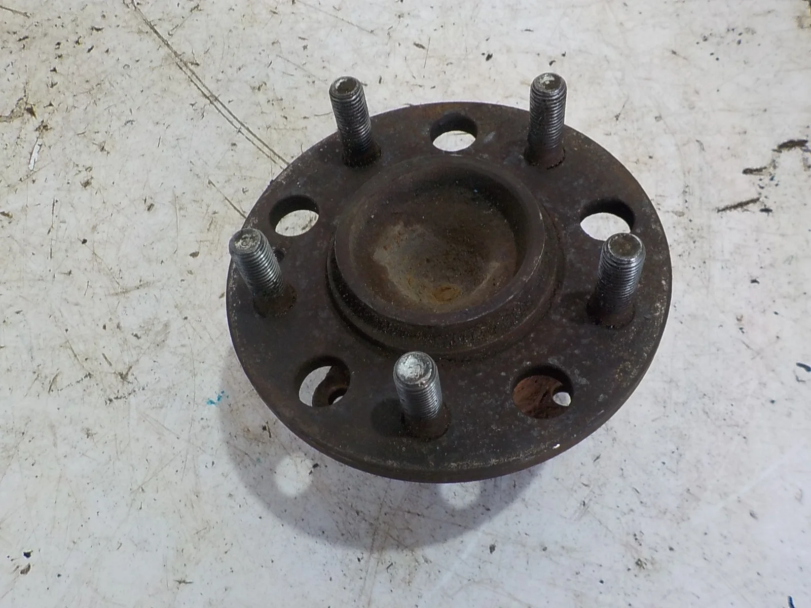 Ступица Kia Sportage III (2010—2014) Зад