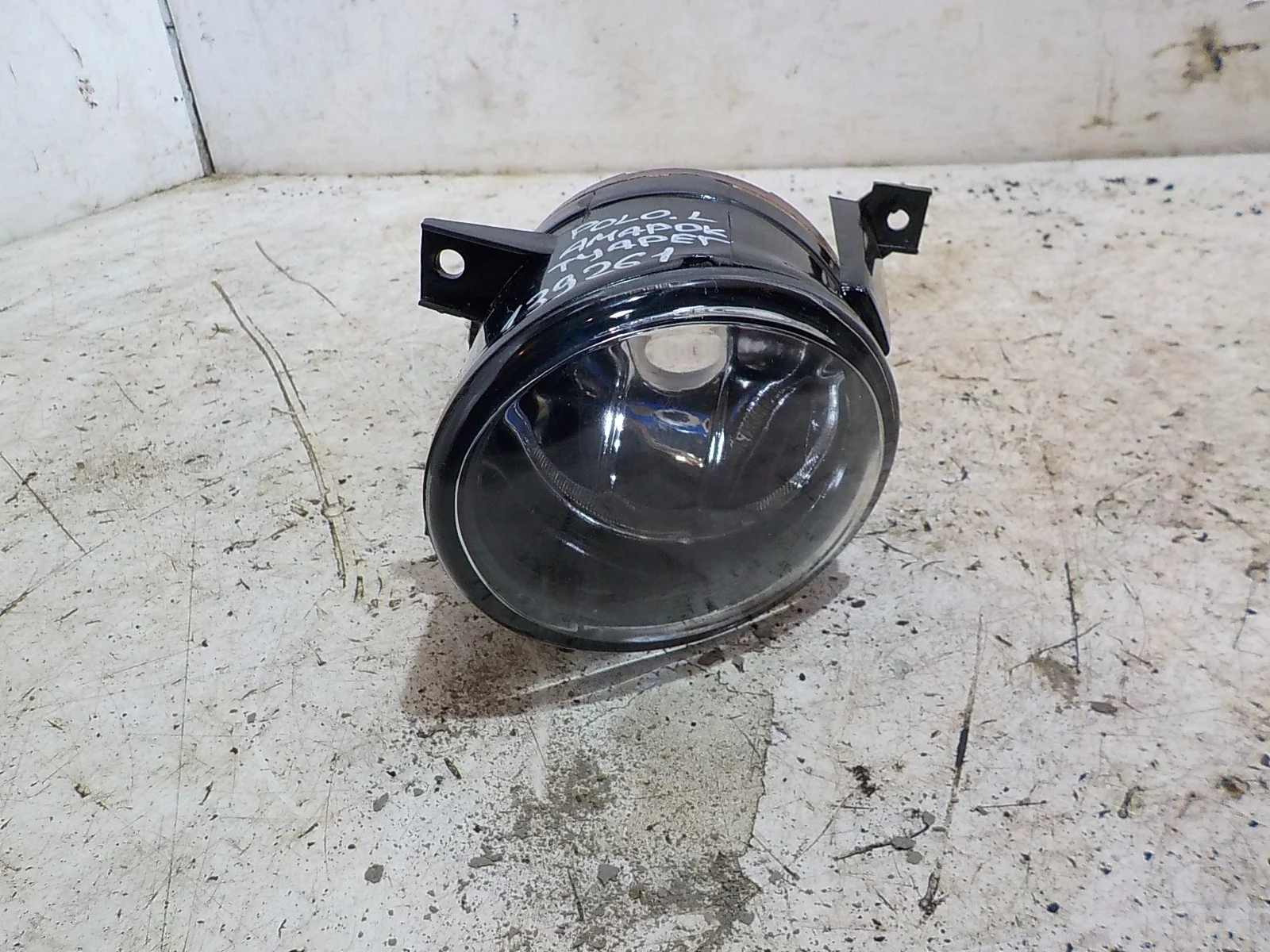 туманка Volkswagen Polo V (2009—2015) Перед Лево