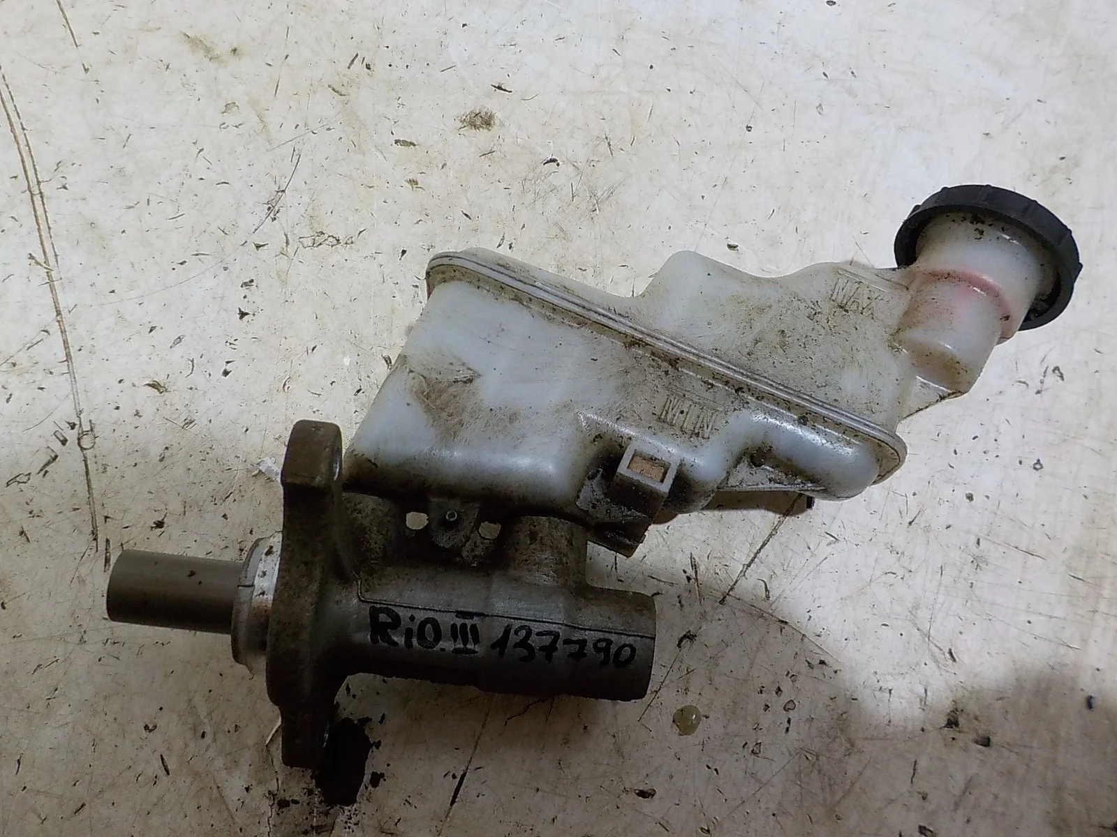 тормозной цилиндр Kia Rio III (2011—2015)