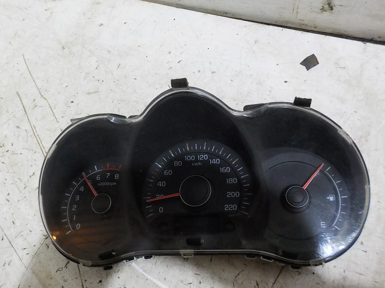 Панель приборов Kia Rio III рестайлинг (2015—2017)