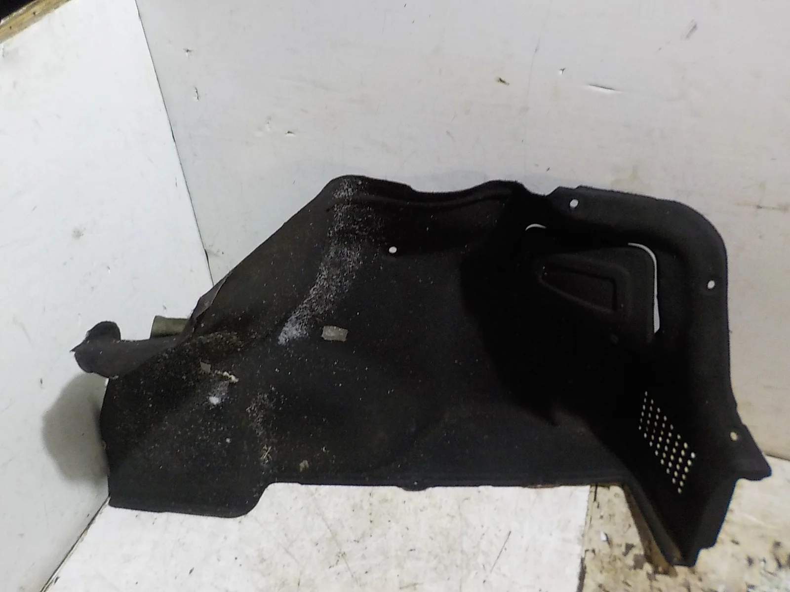 Обшивка багажника Kia Rio III рестайлинг (2015—2017) Зад Право