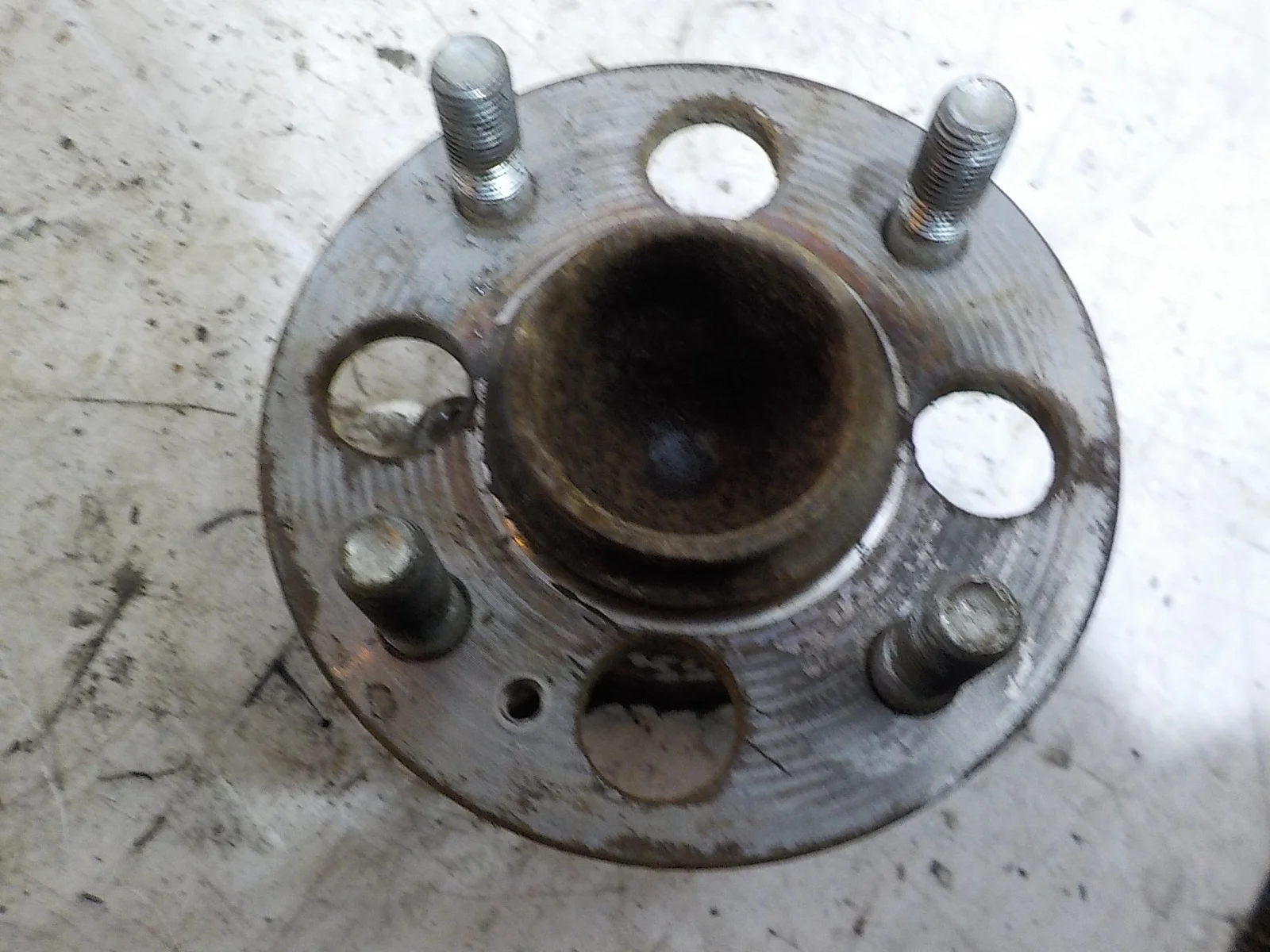 Ступица Kia Rio III рестайлинг (2015—2017) Зад