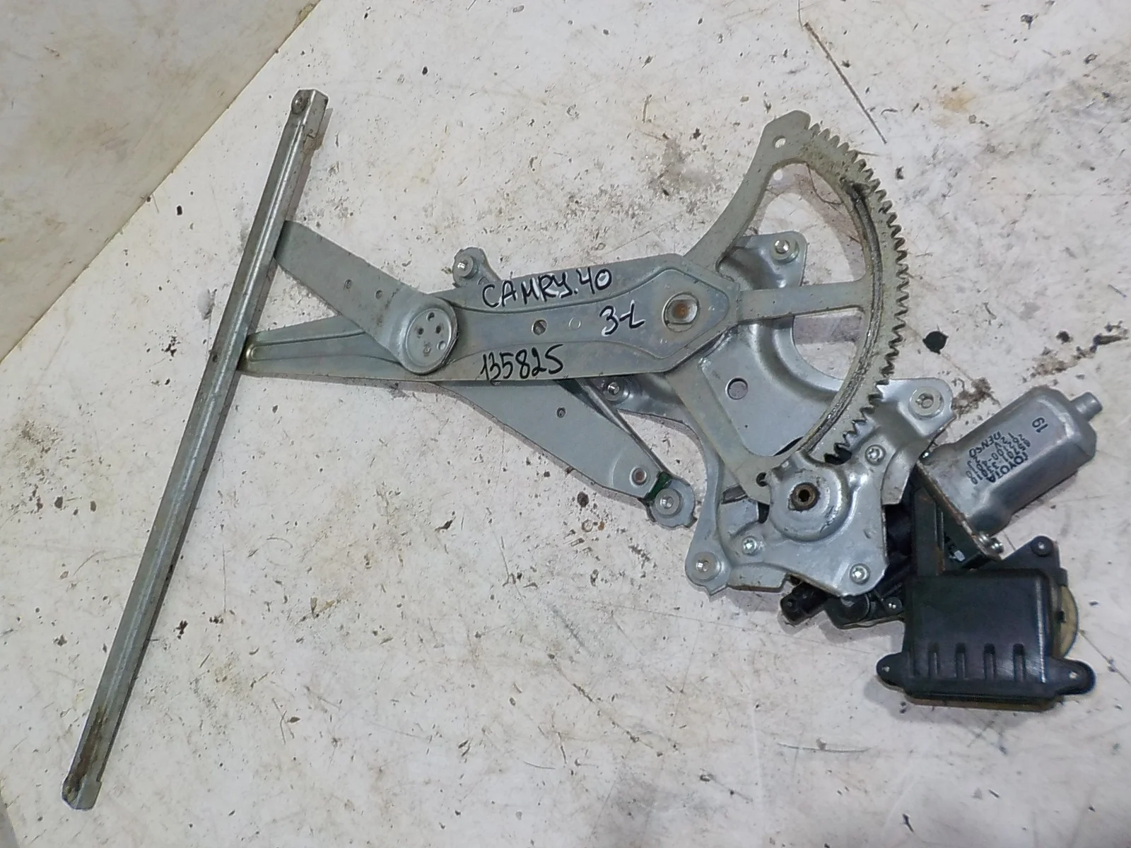 Стеклоподъемник Toyota Camry XV40 (2006—2009) Перед Лево