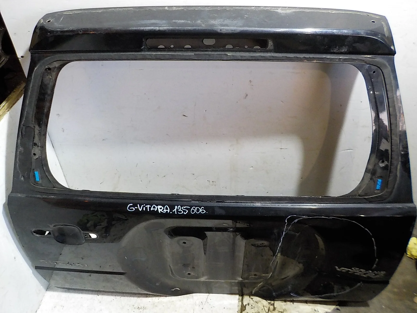 Крышка багажника Suzuki Grand Vitara II (2005—2008)