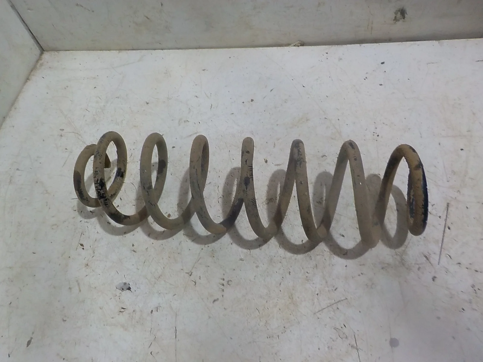 пружина Toyota Camry XV70 (2017—2021) Зад