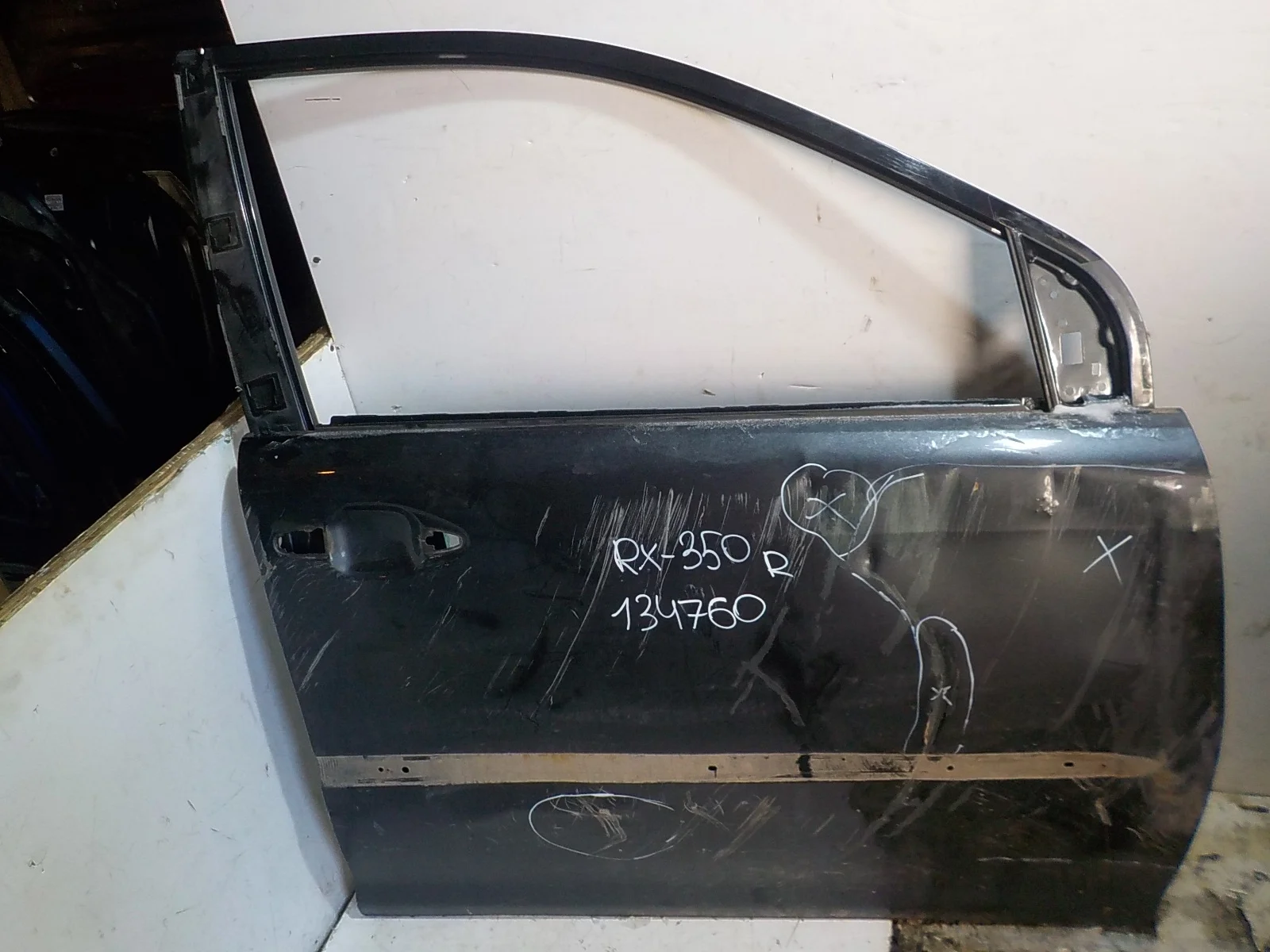 Дверь Toyota Harrier XU30 (2003—2013) Перед Право