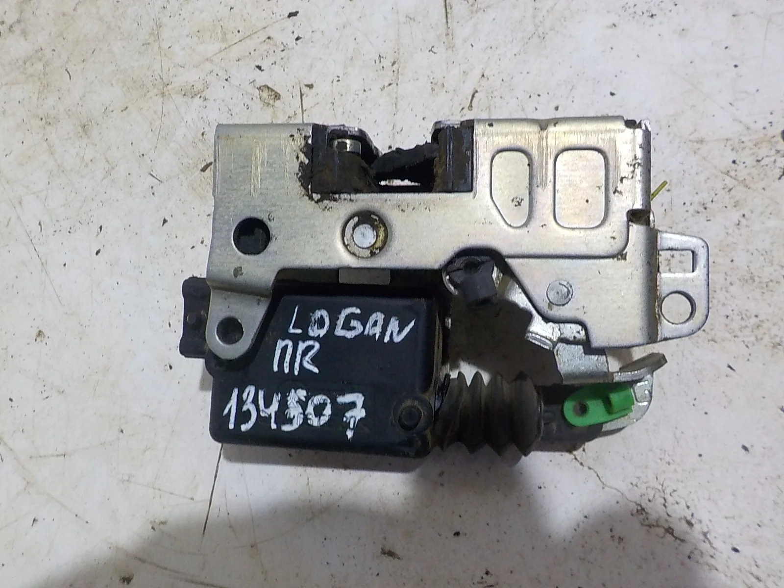 Замок двери Renault Logan I (2004—2009) Перед Право