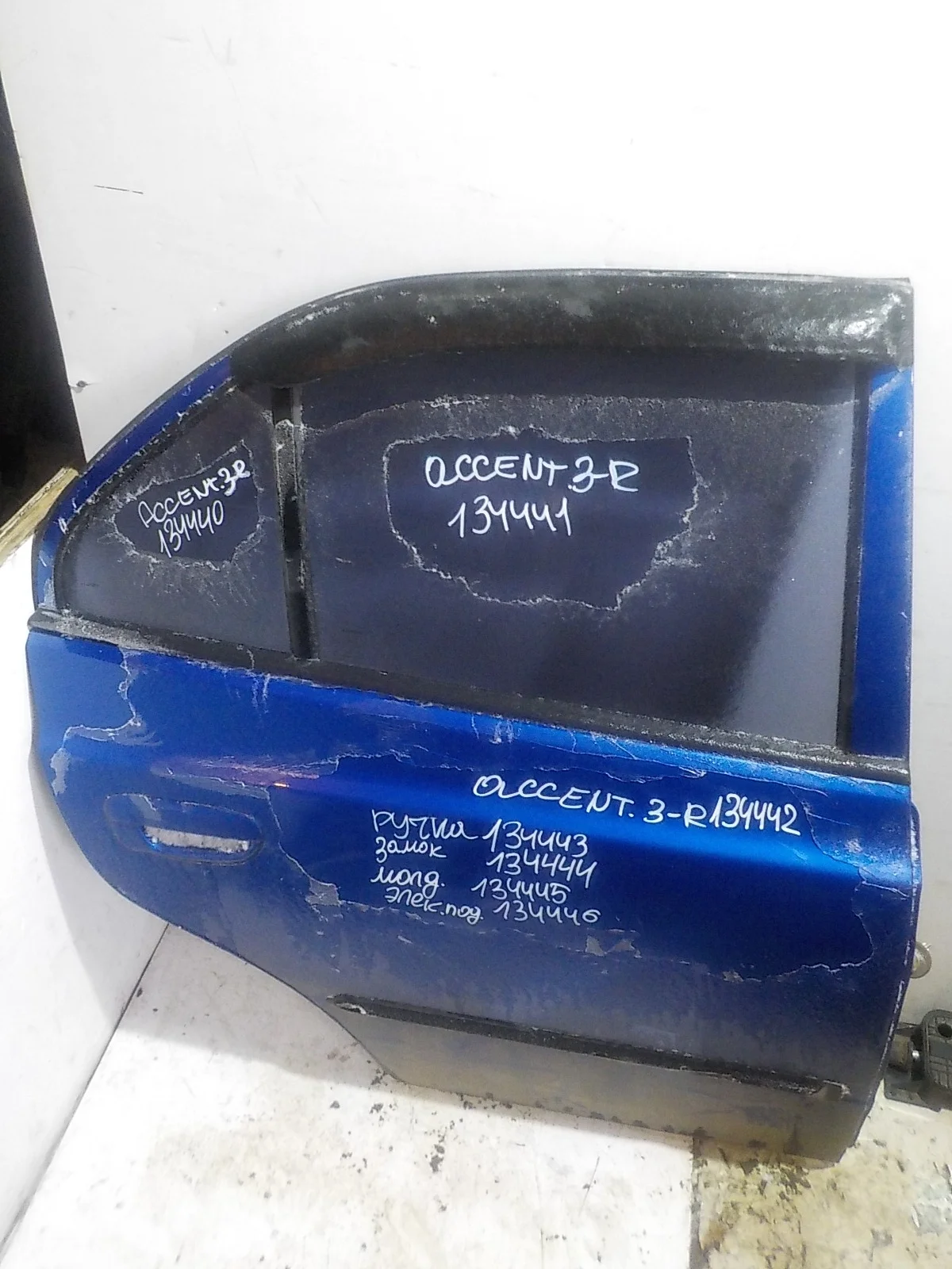 Дверь Hyundai Accent II (1999—2012) Зад Право