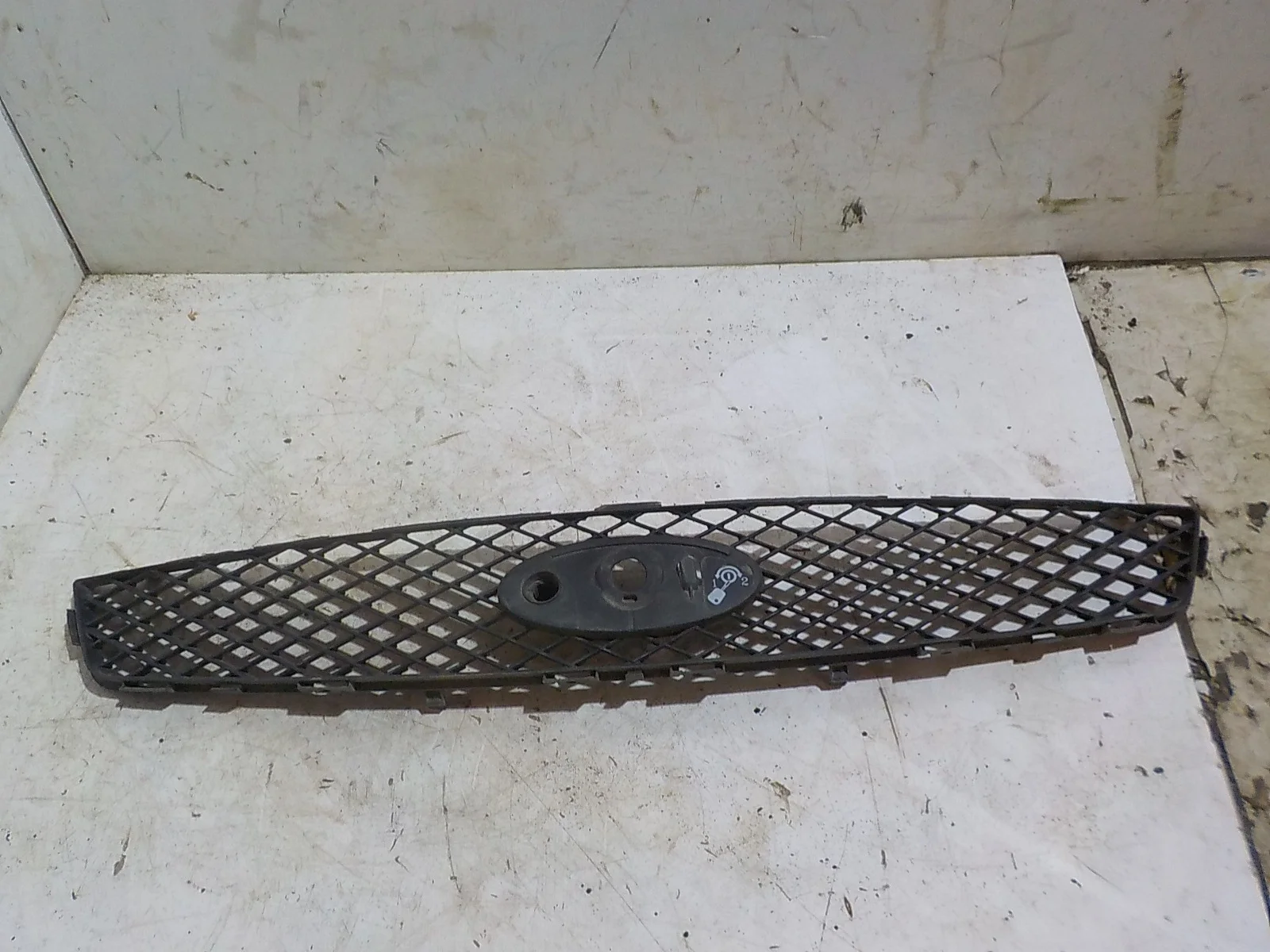 Решетка радиатора Ford Focus II (2005—2008)