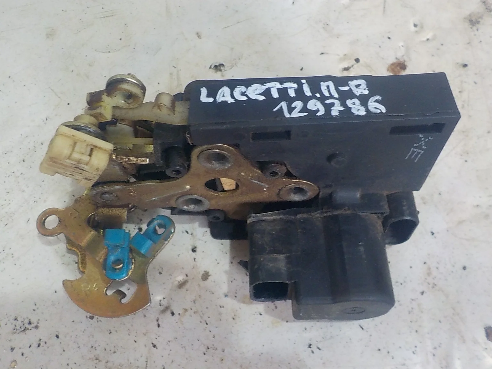 Замок двери Chevrolet Aveo I (2003—2008) Перед Право