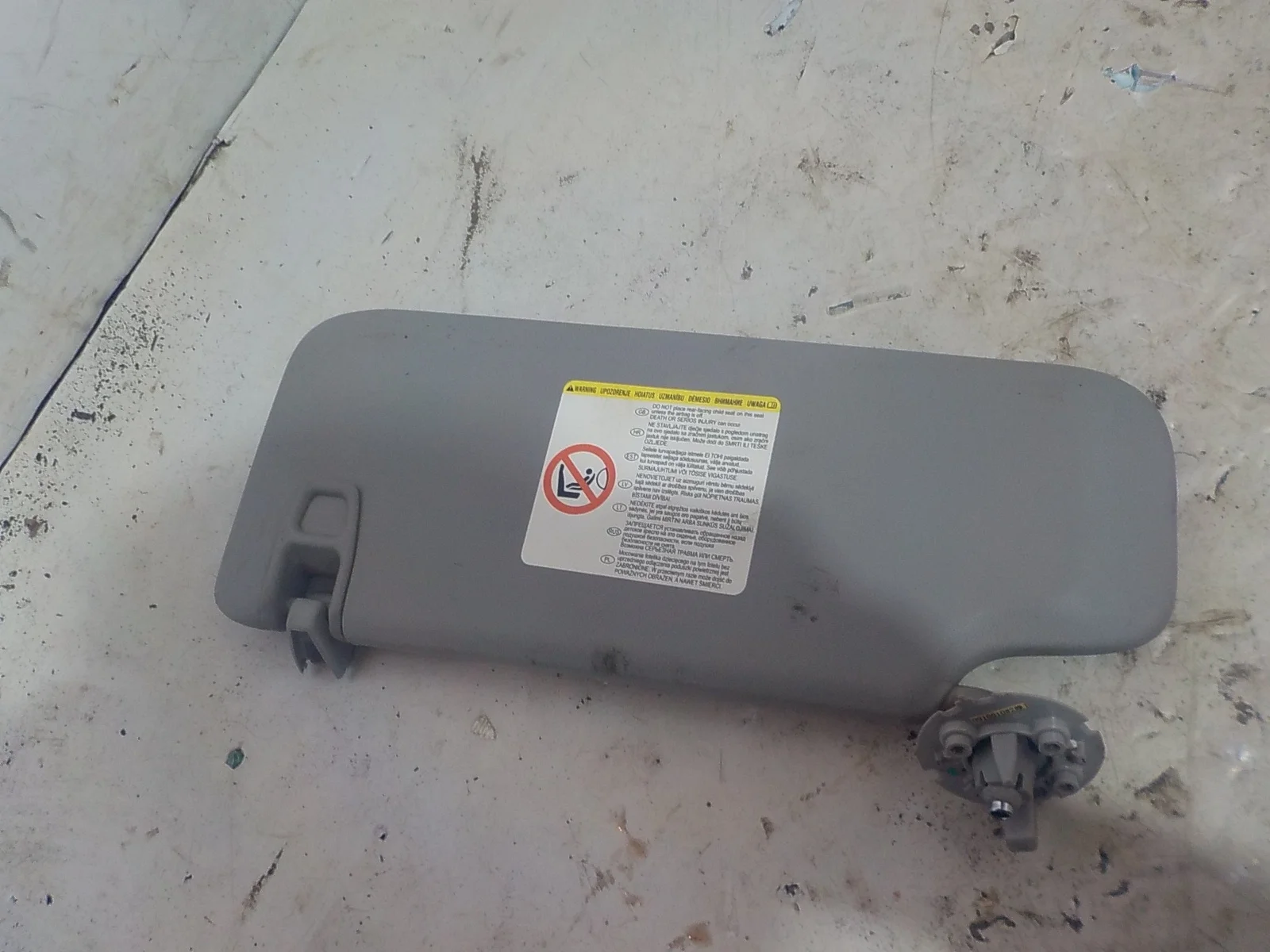 козырек Chevrolet Cruze I (2009—2012) Перед Право