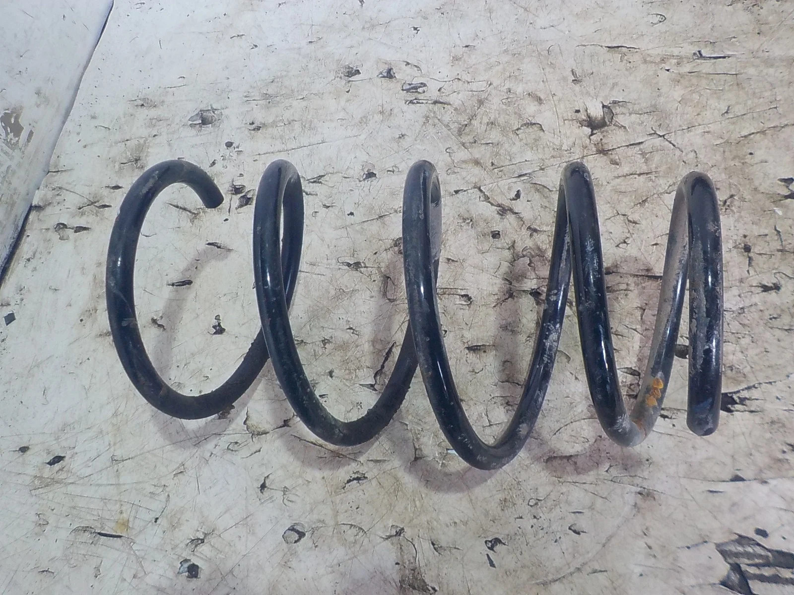 пружина BMW X3 E83 (2003—2006) Перед